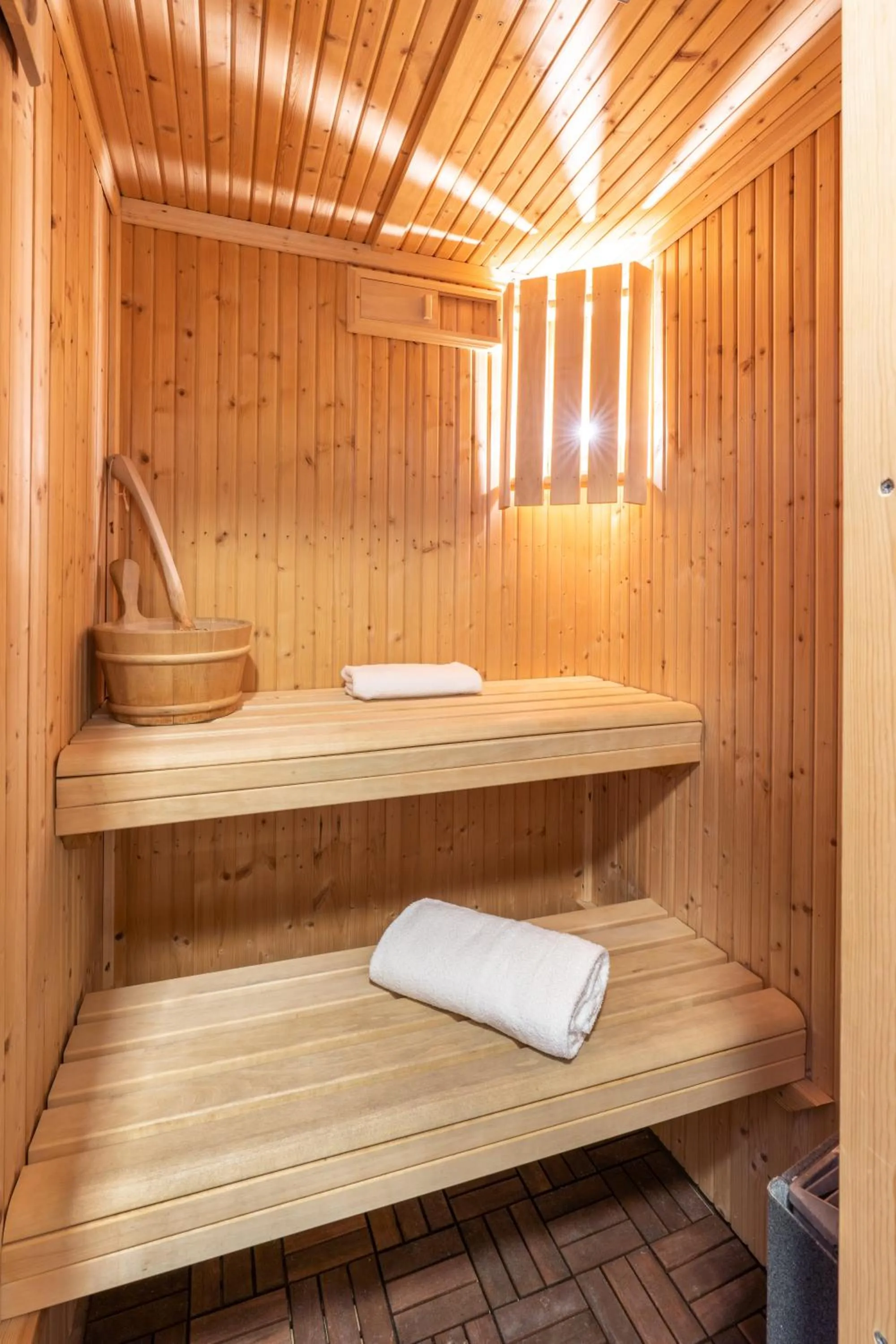 Sauna in L'Absinthe Hôtel