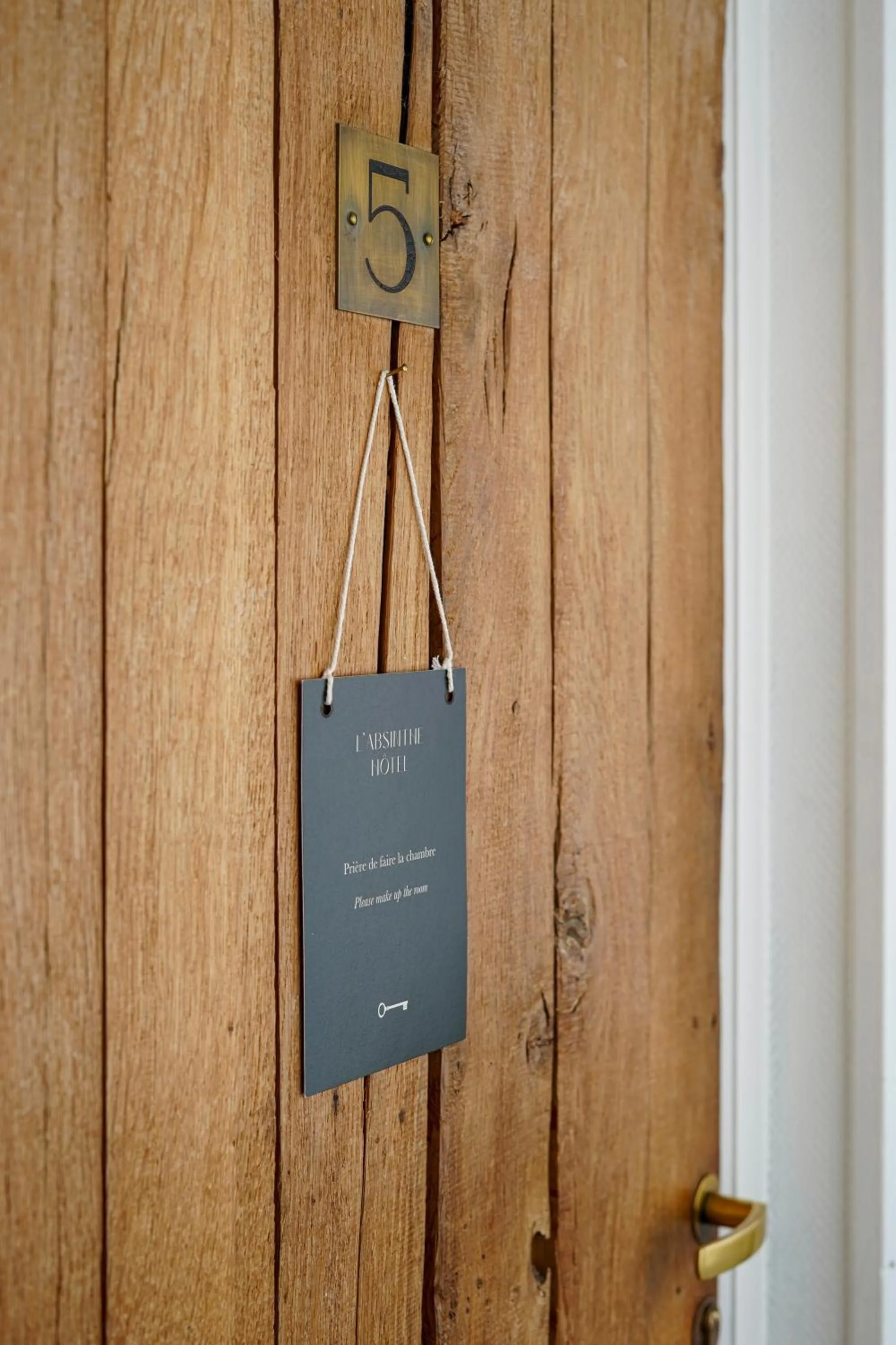 Bedroom in L'Absinthe Hôtel