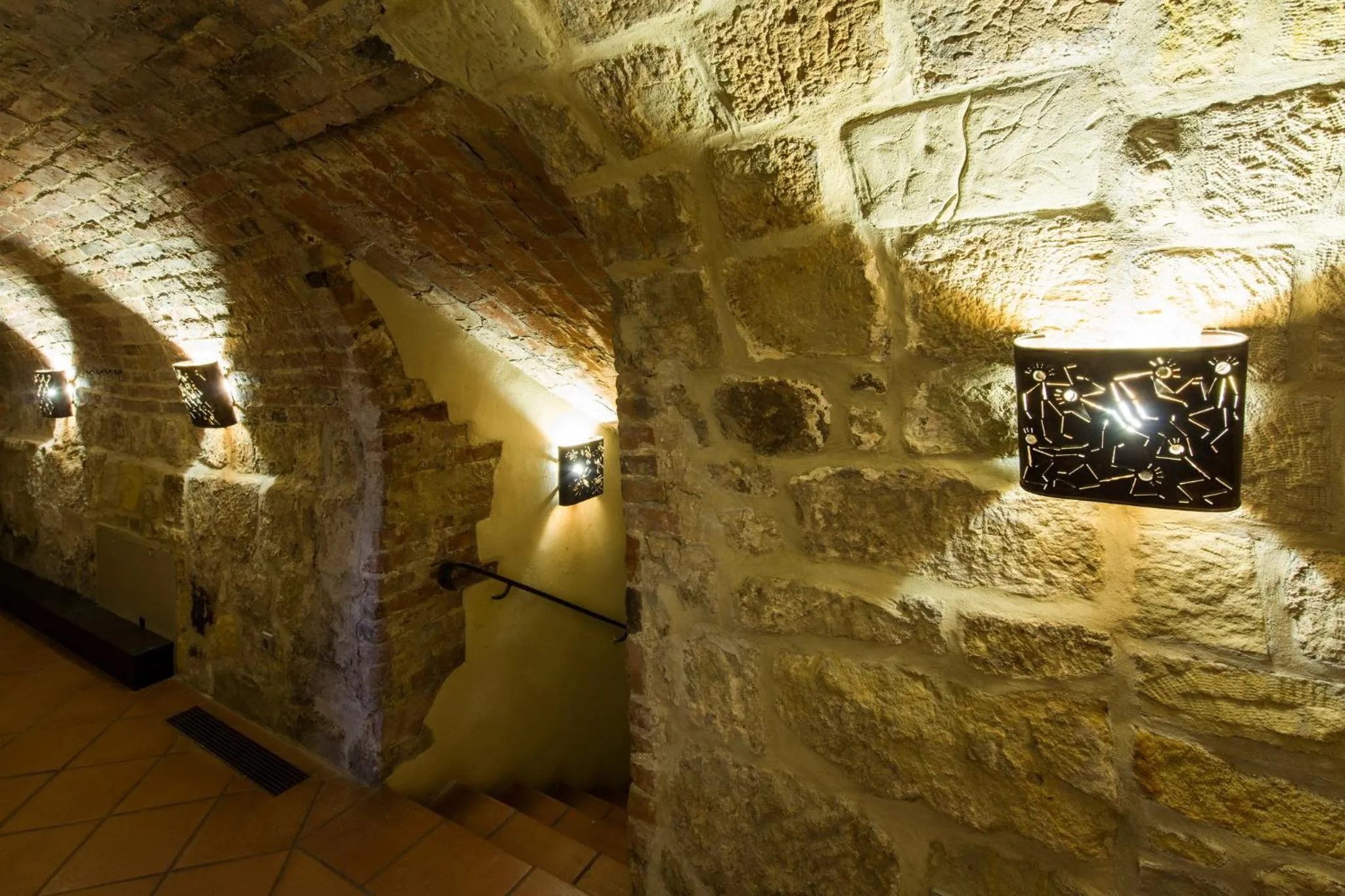 Restaurant/places to eat in Hotel Theophano