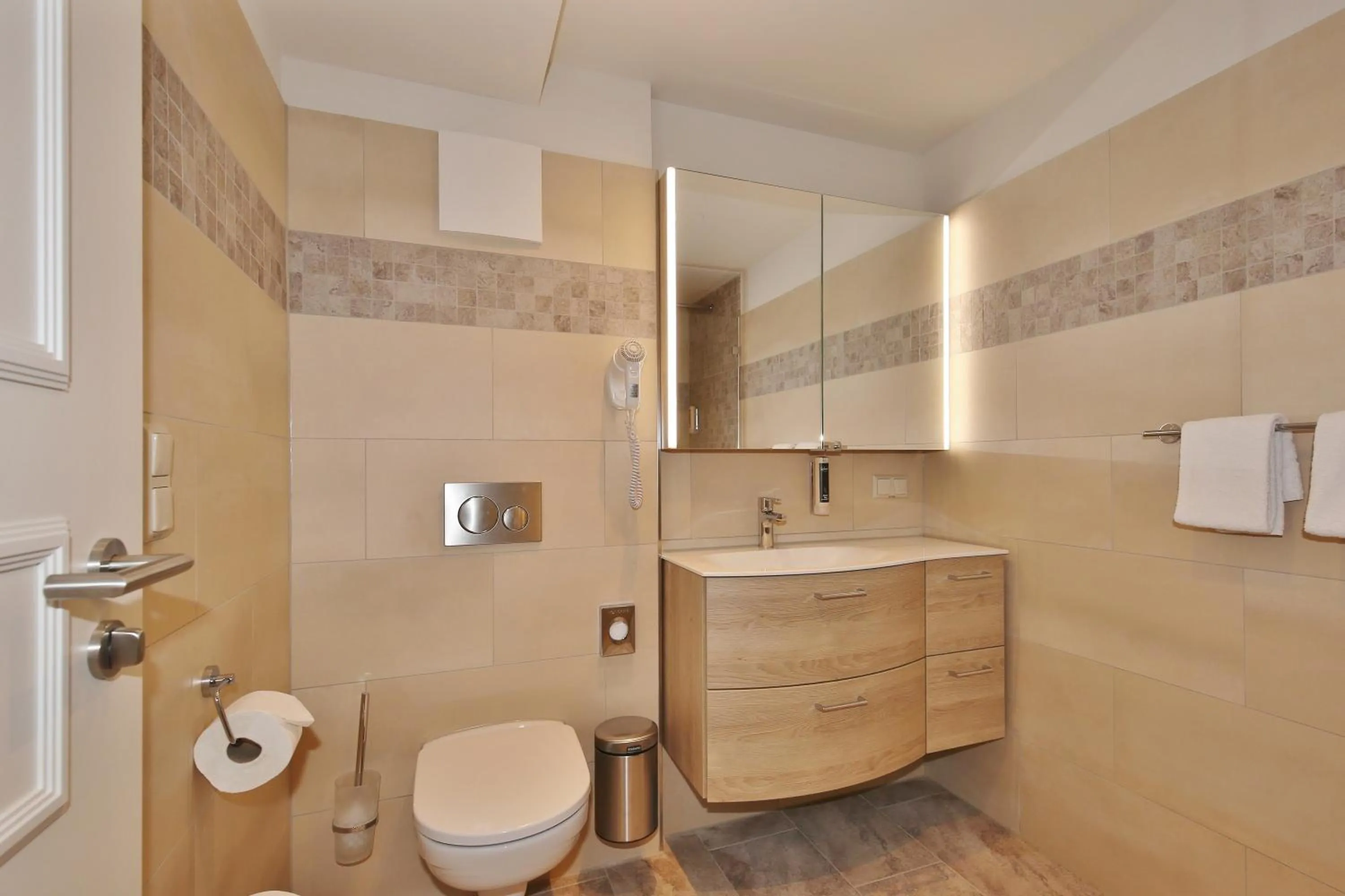 Bathroom in Hotel Theophano