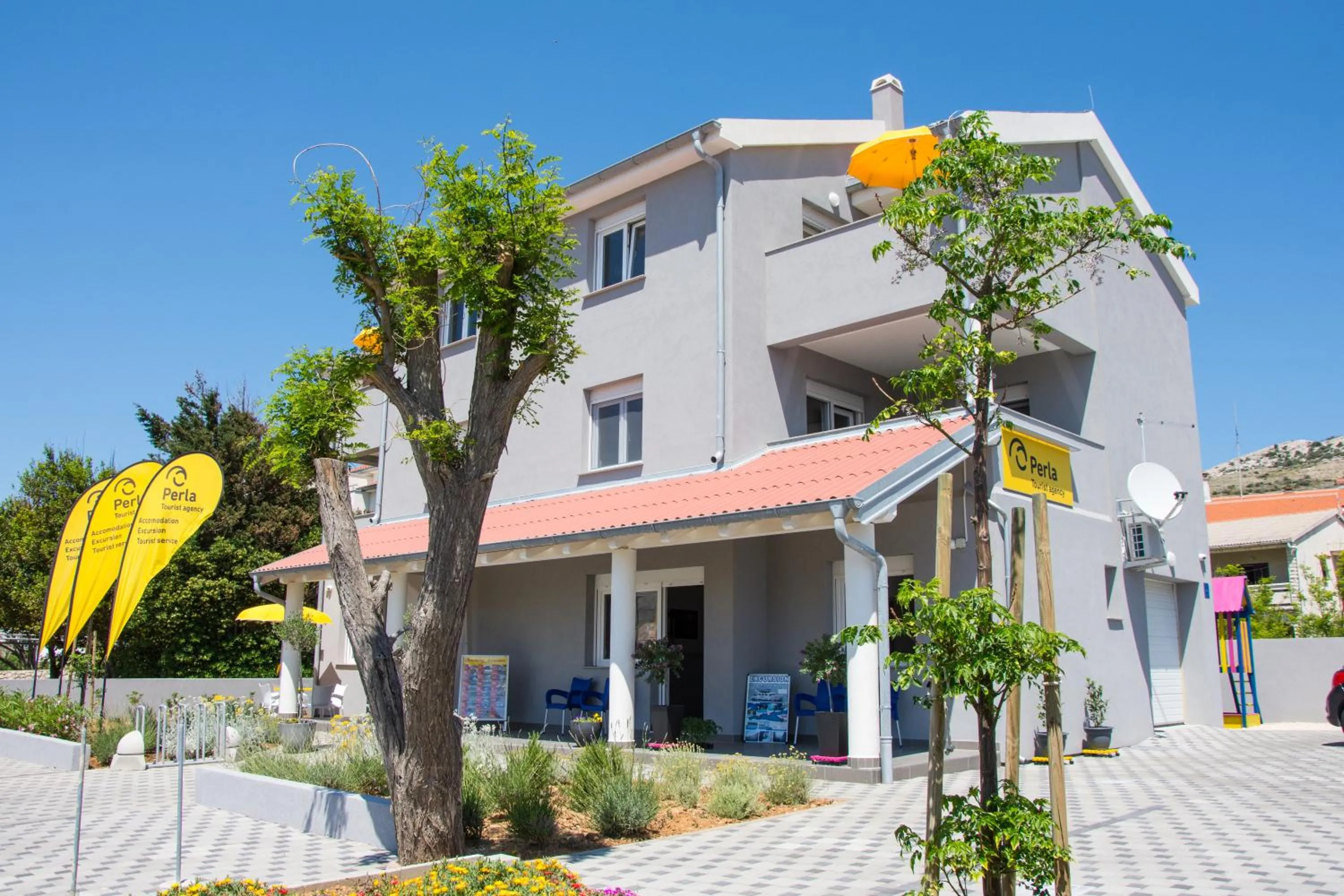 Facade/entrance in Apartment Villa Franci Pag with heating and open all year