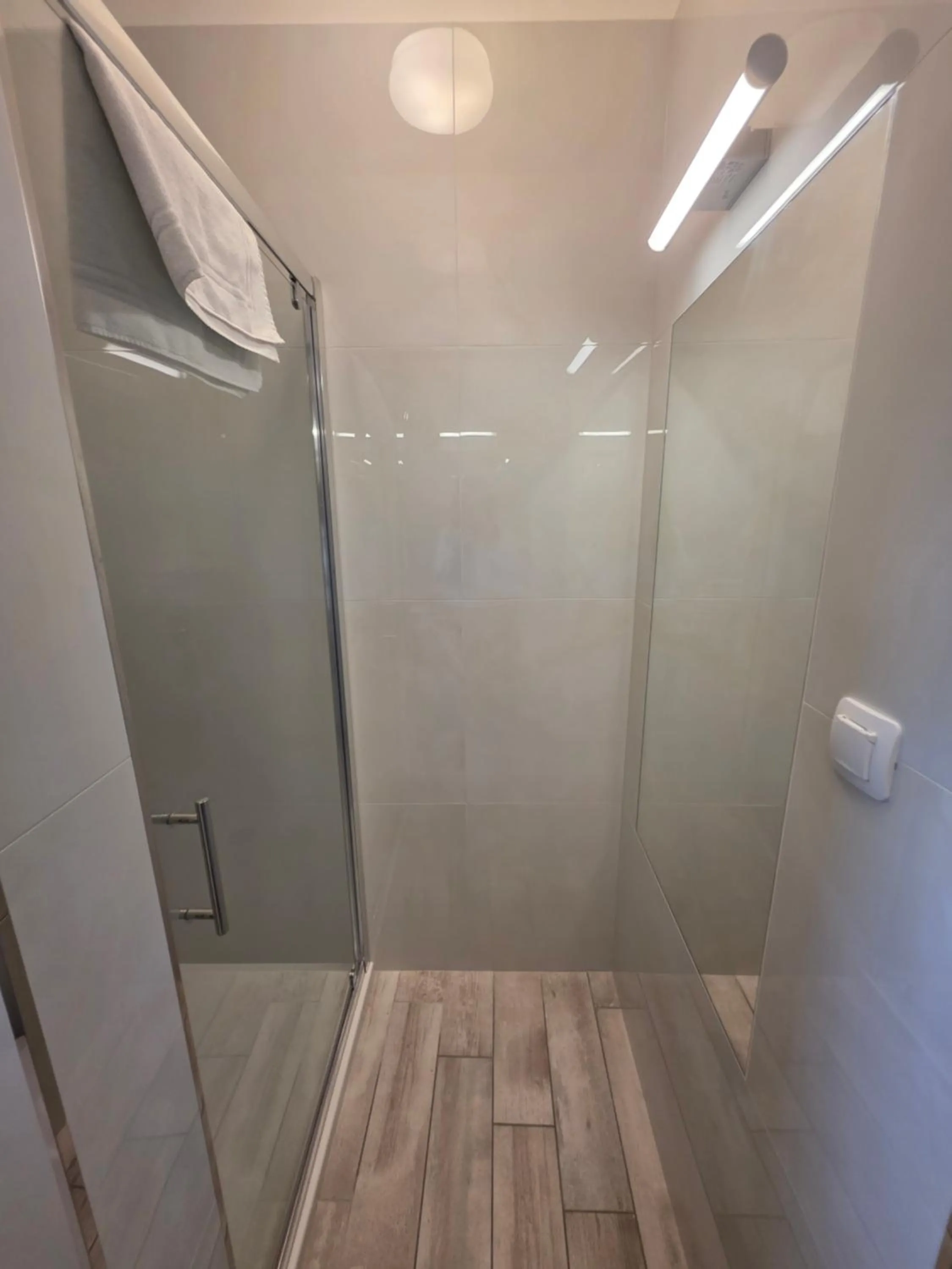 Bathroom in Apartment Villa Franci Pag with heating and open all year