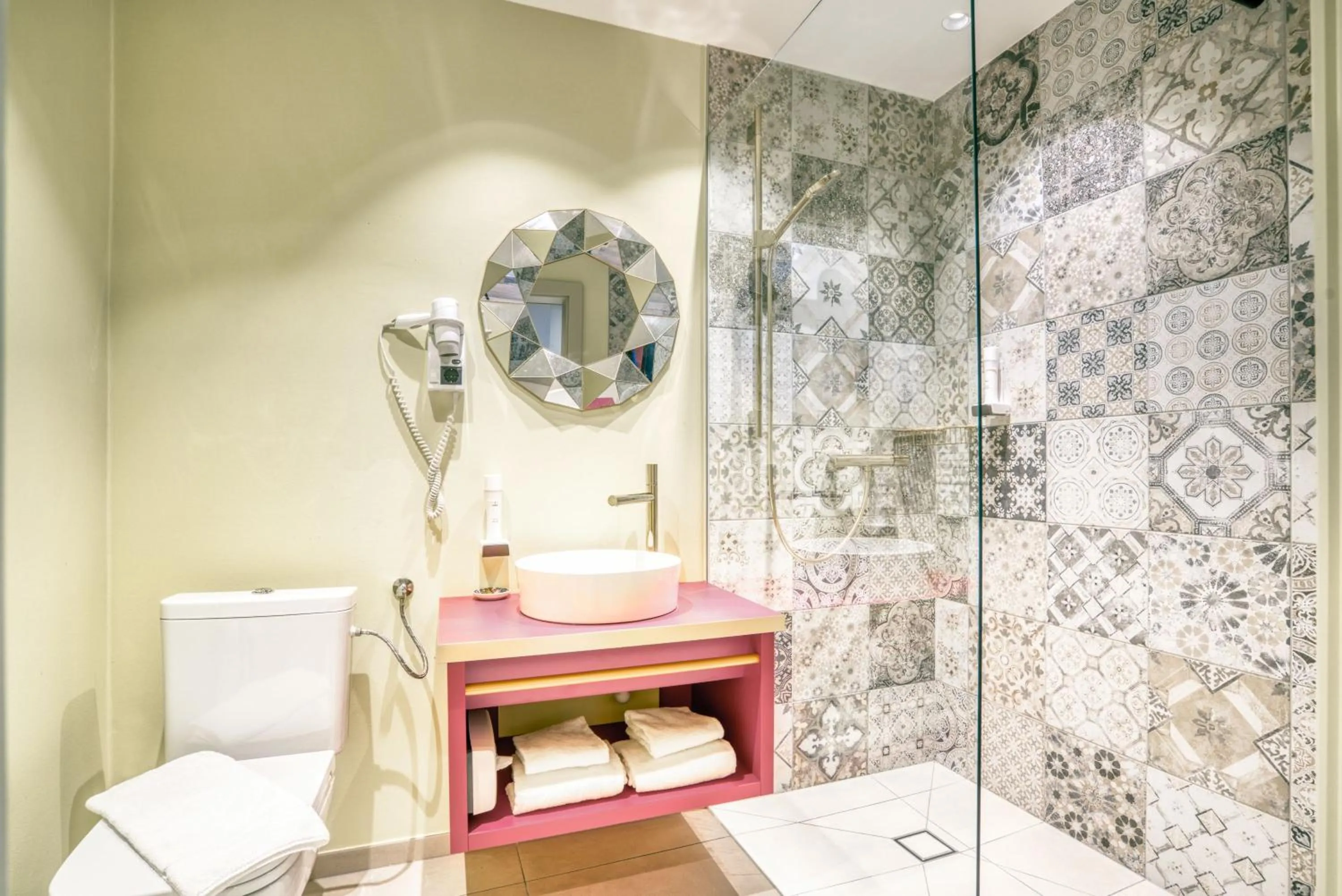 Bathroom in Hotel Eden Park