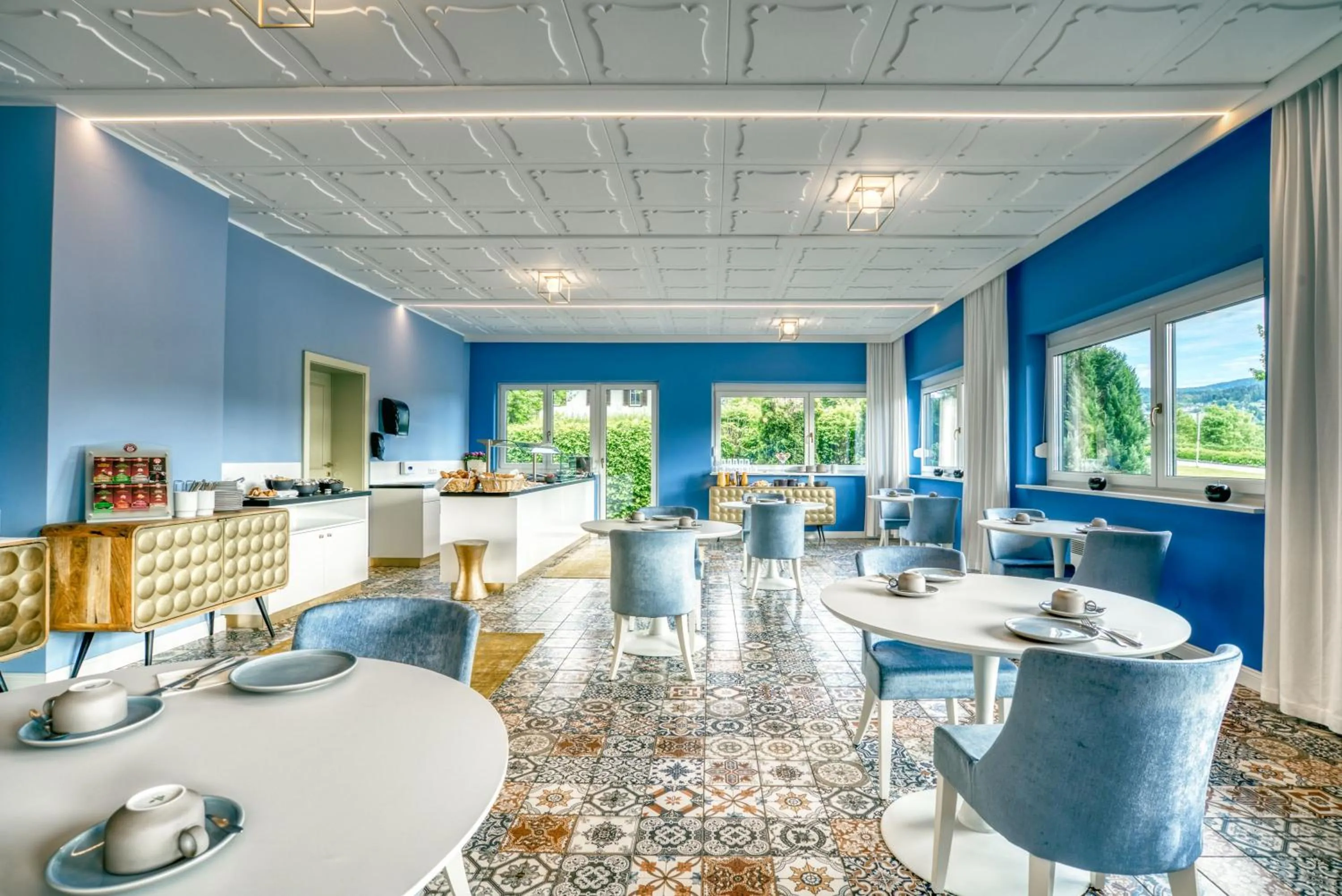 Breakfast in Hotel Eden Park