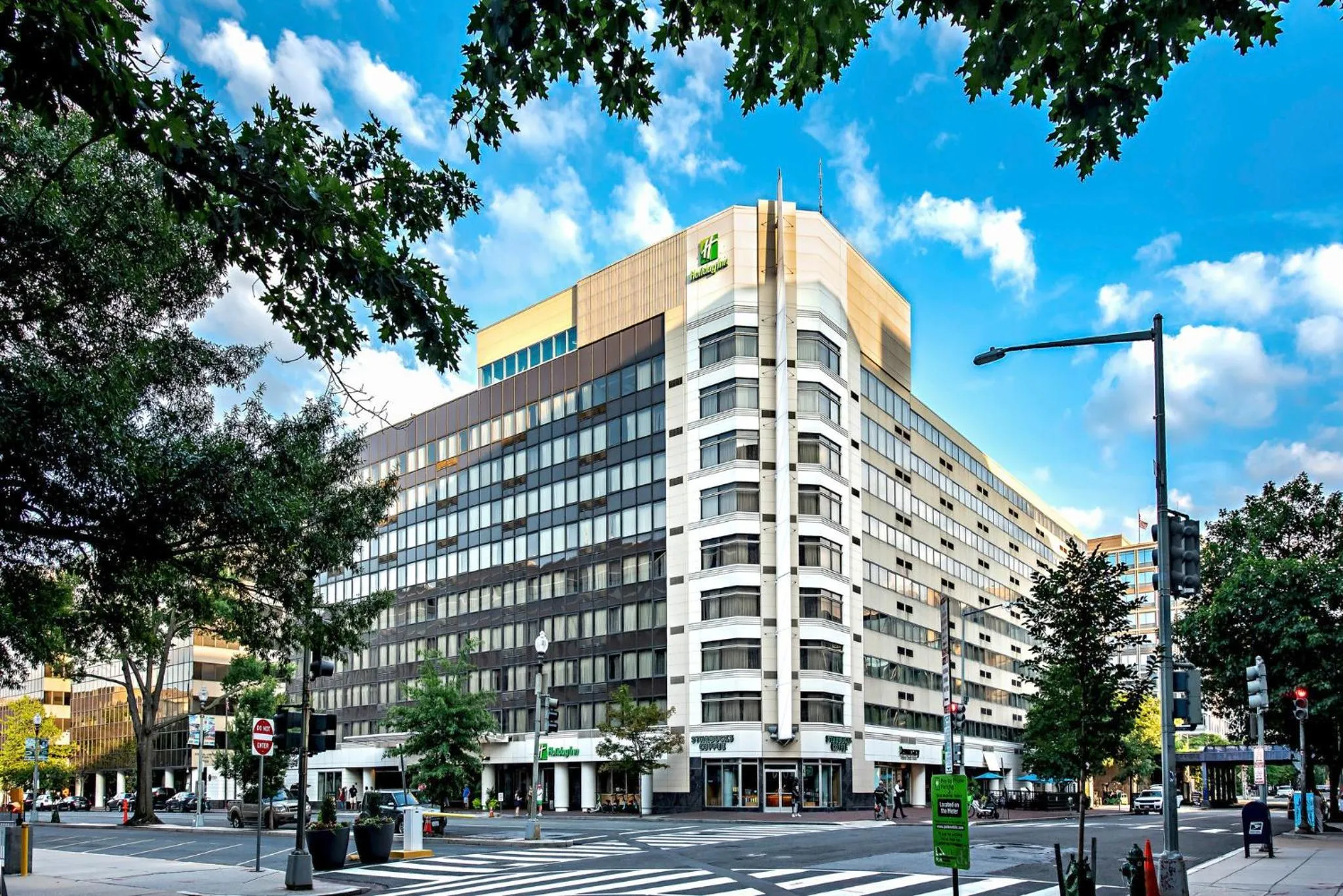 Property building in Holiday Inn Washington Capitol-National Mall by IHG