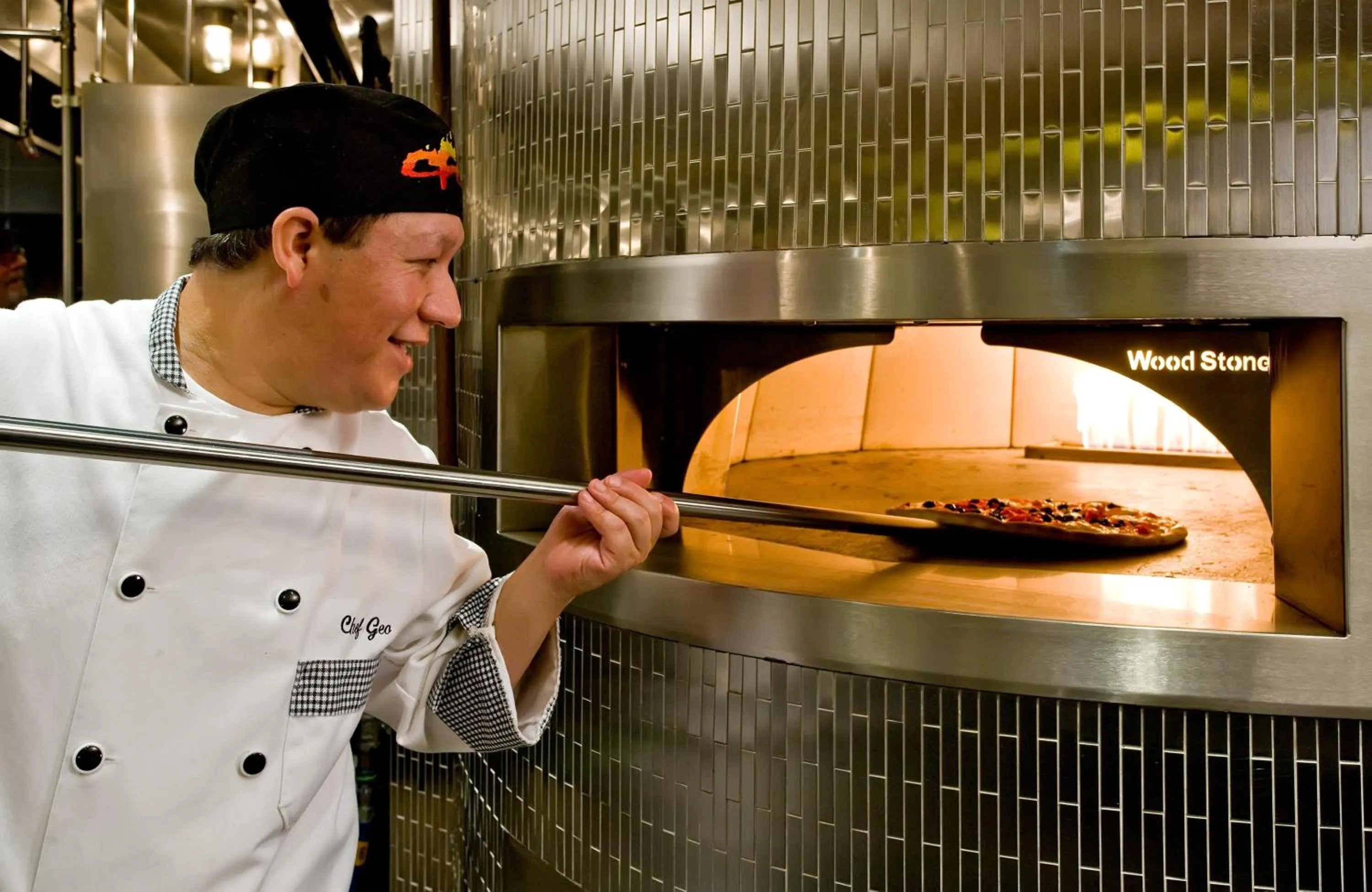 Restaurant/places to eat in Crowne Plaza Chicago O'Hare Hotel & Conference Center by IHG