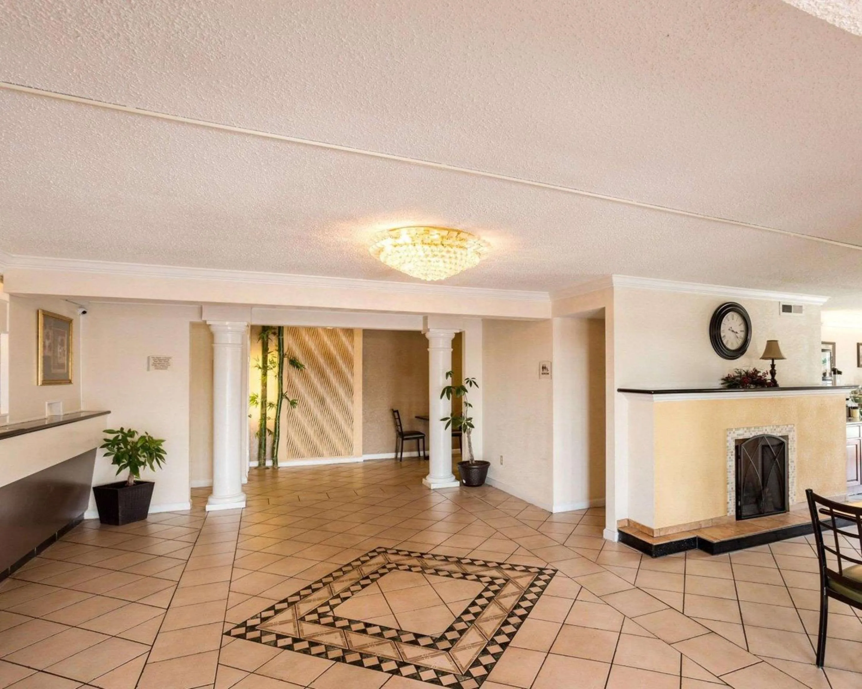 Lobby or reception in Sunrise Inn & Suites New Orleans