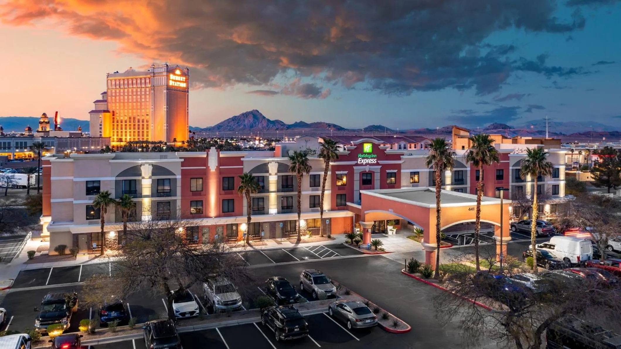 Property building in Holiday Inn Express Hotel and Suites - Henderson by IHG