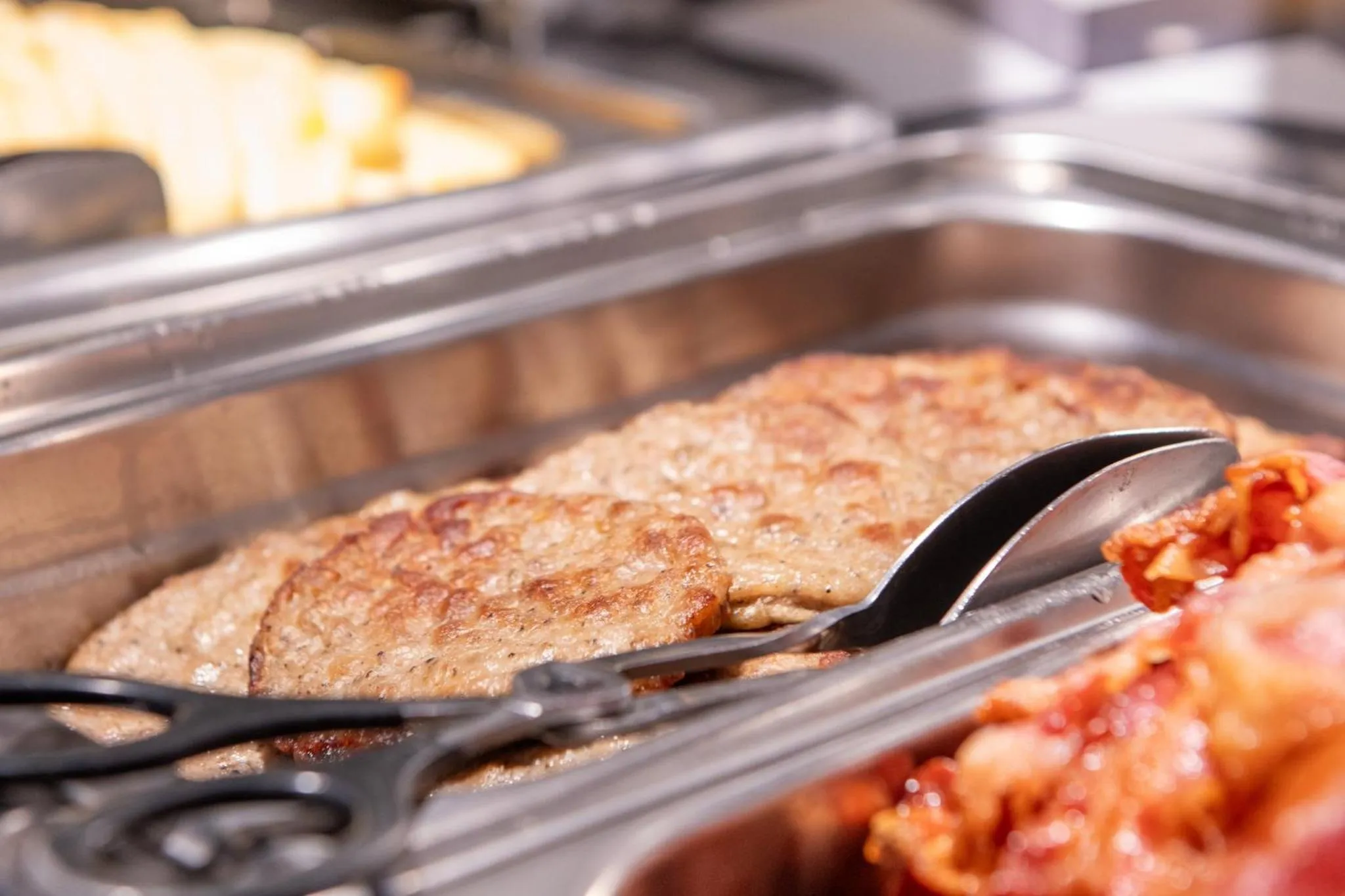 Restaurant/places to eat in Holiday Inn Express Hotel and Suites - Henderson by IHG