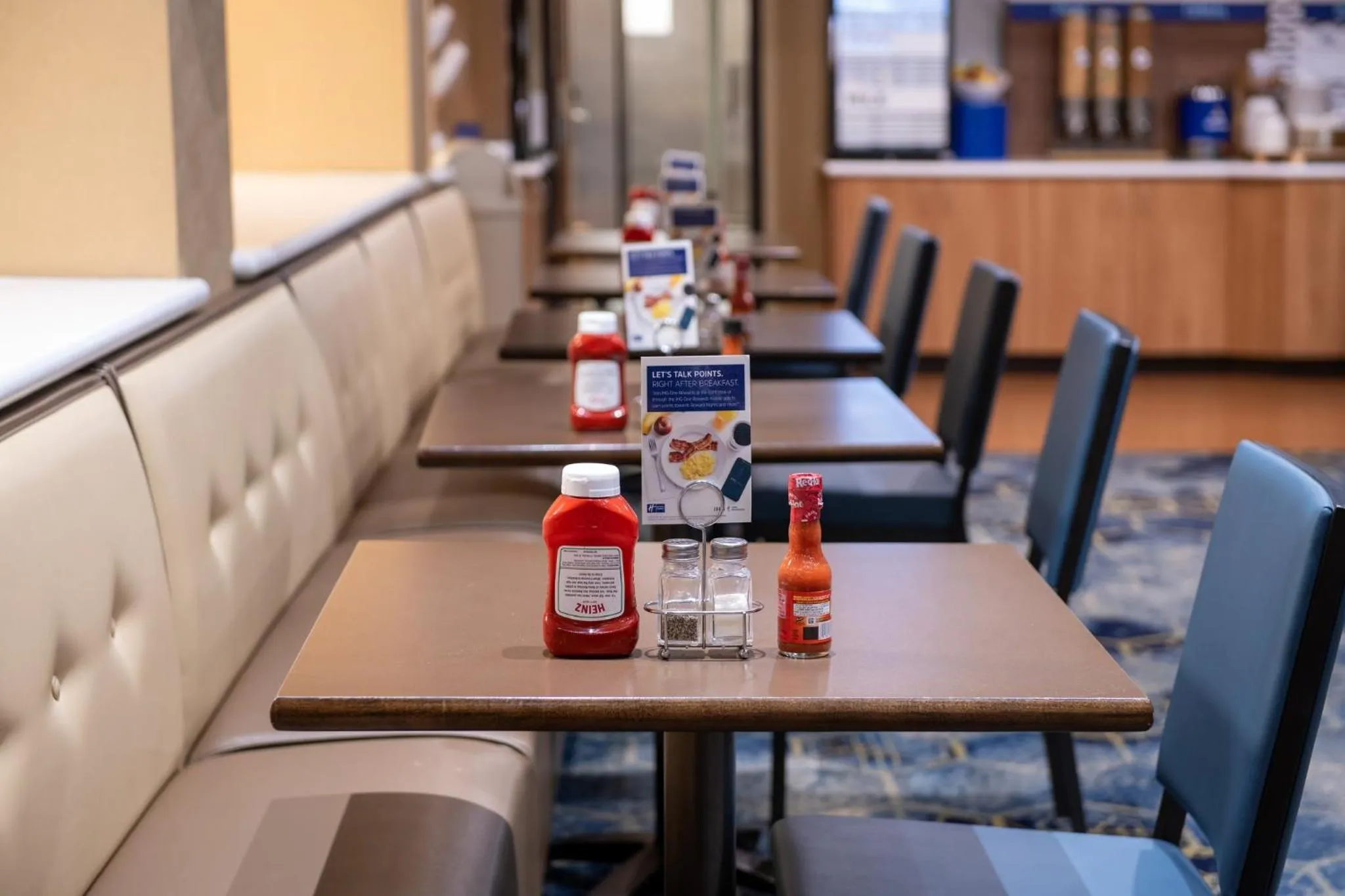 Breakfast in Holiday Inn Express Hotel and Suites - Henderson by IHG