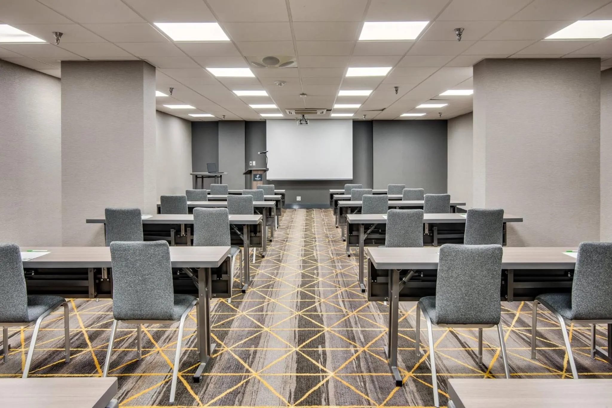Meeting/conference room in Holiday Inn Washington-Central/White House by IHG
