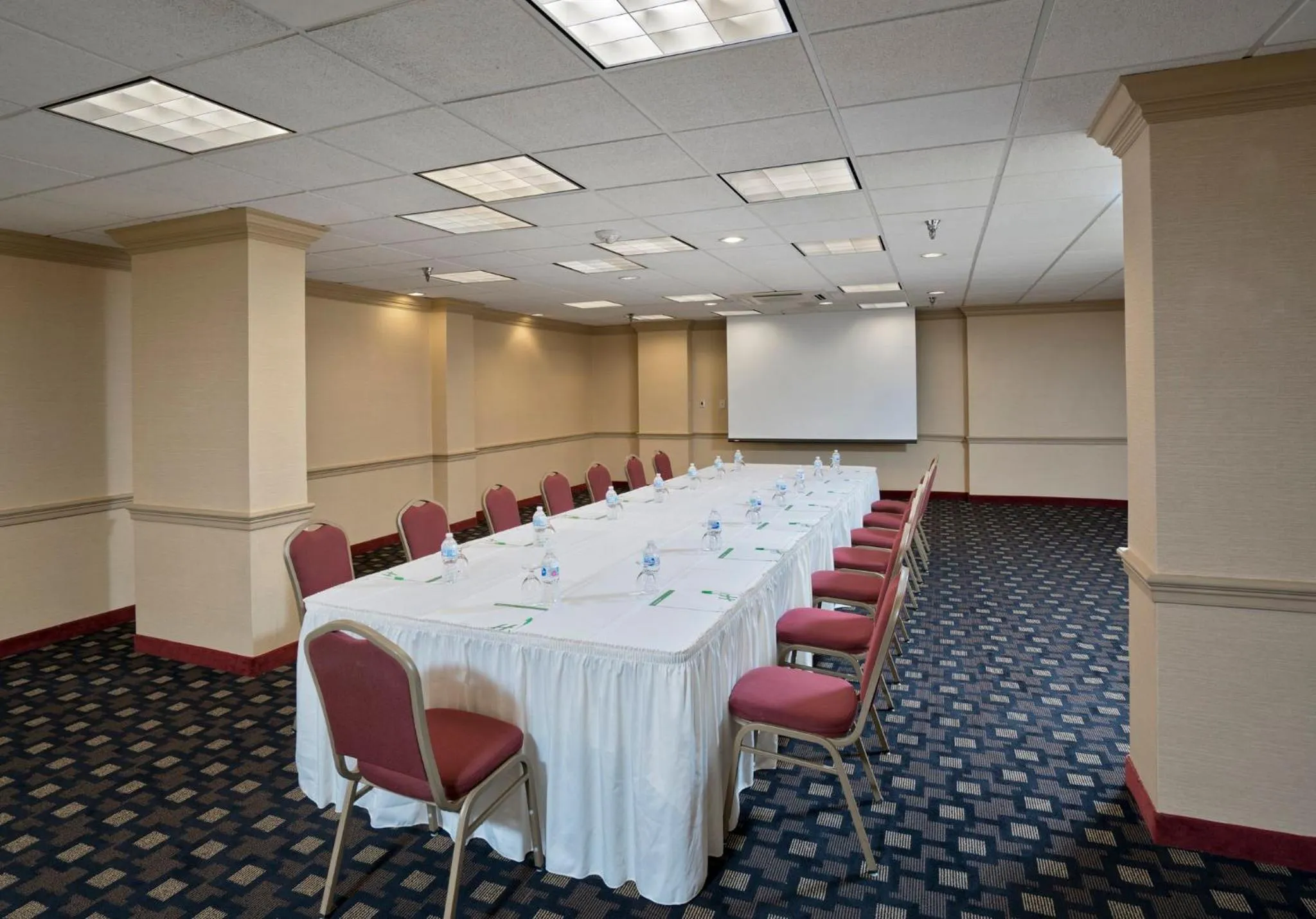 Meeting/conference room in Holiday Inn Washington-Central/White House by IHG