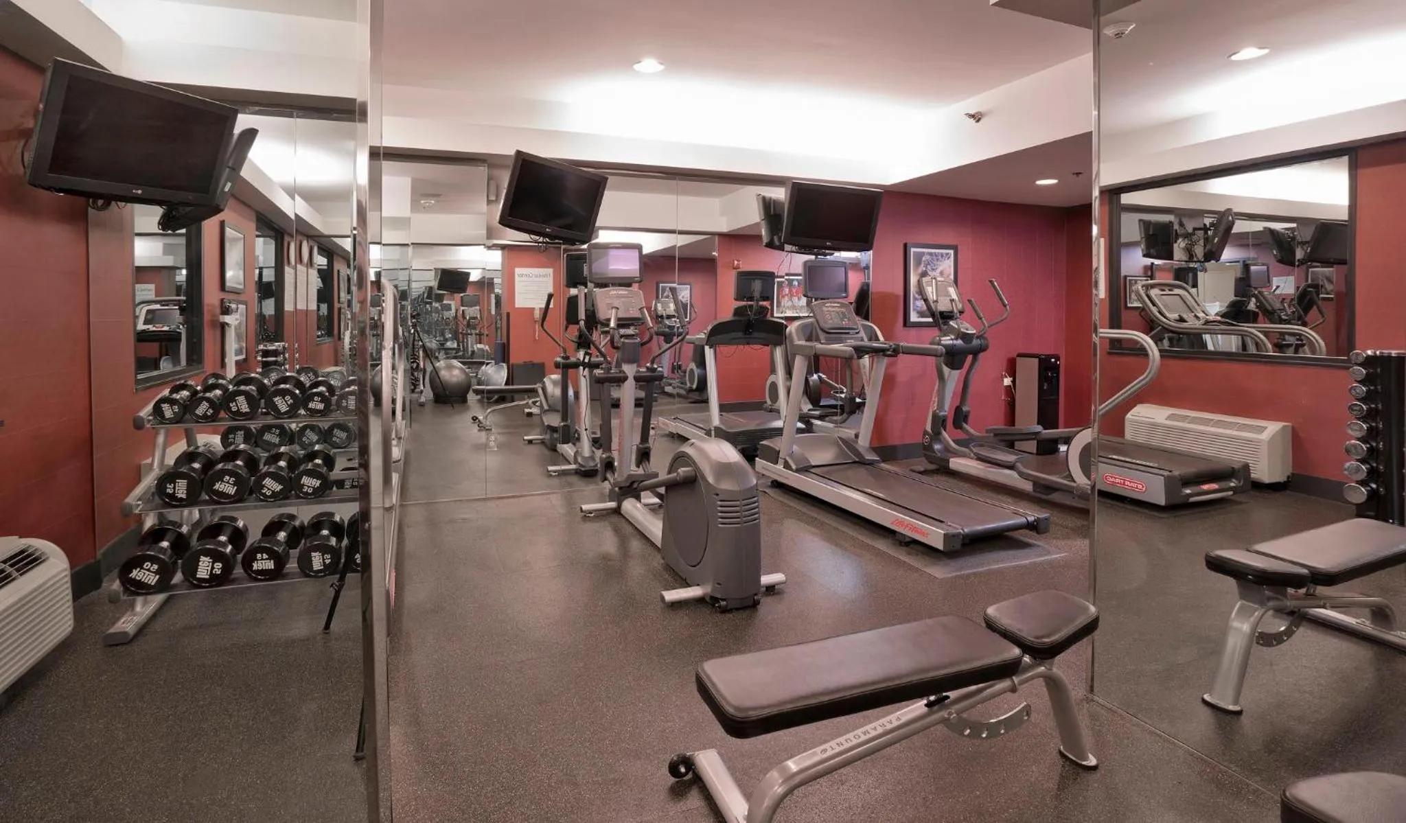 Fitness centre/facilities in Holiday Inn Washington-Central/White House by IHG