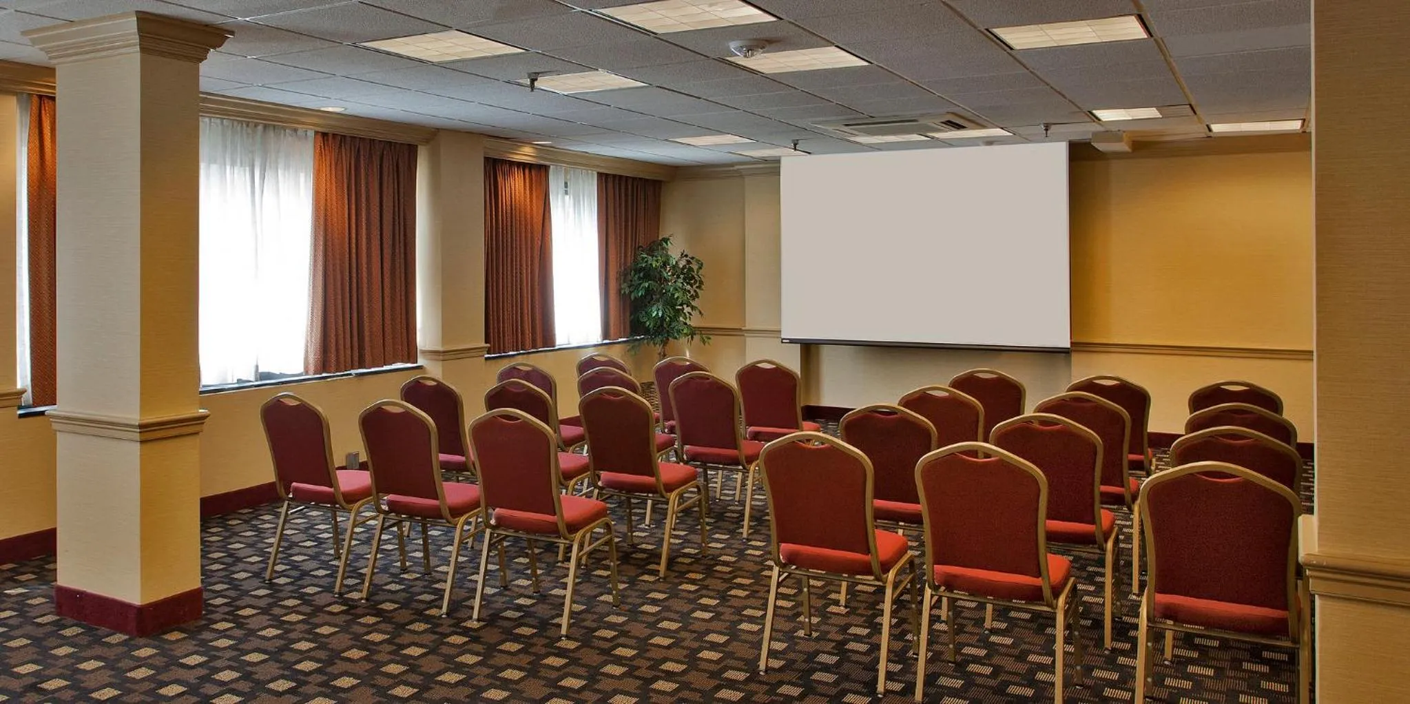 Meeting/conference room in Holiday Inn Washington-Central/White House by IHG