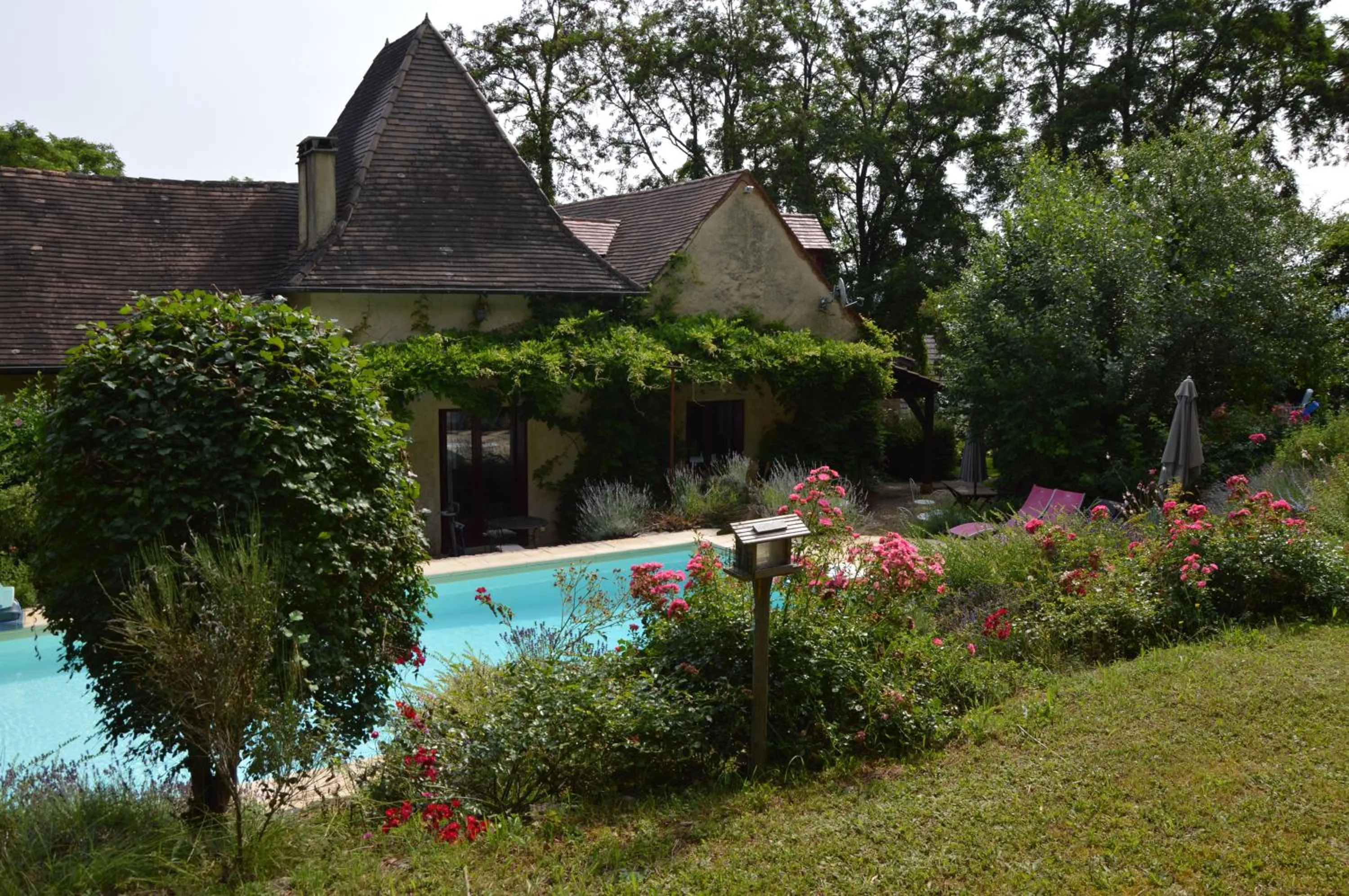 Swimming pool in Les Deux Tours