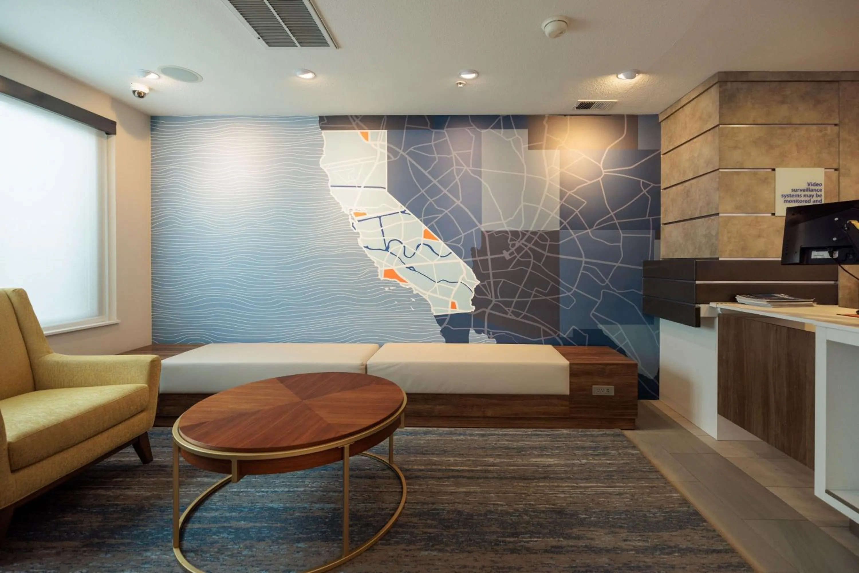 Property building in Holiday Inn Express Berkeley by IHG