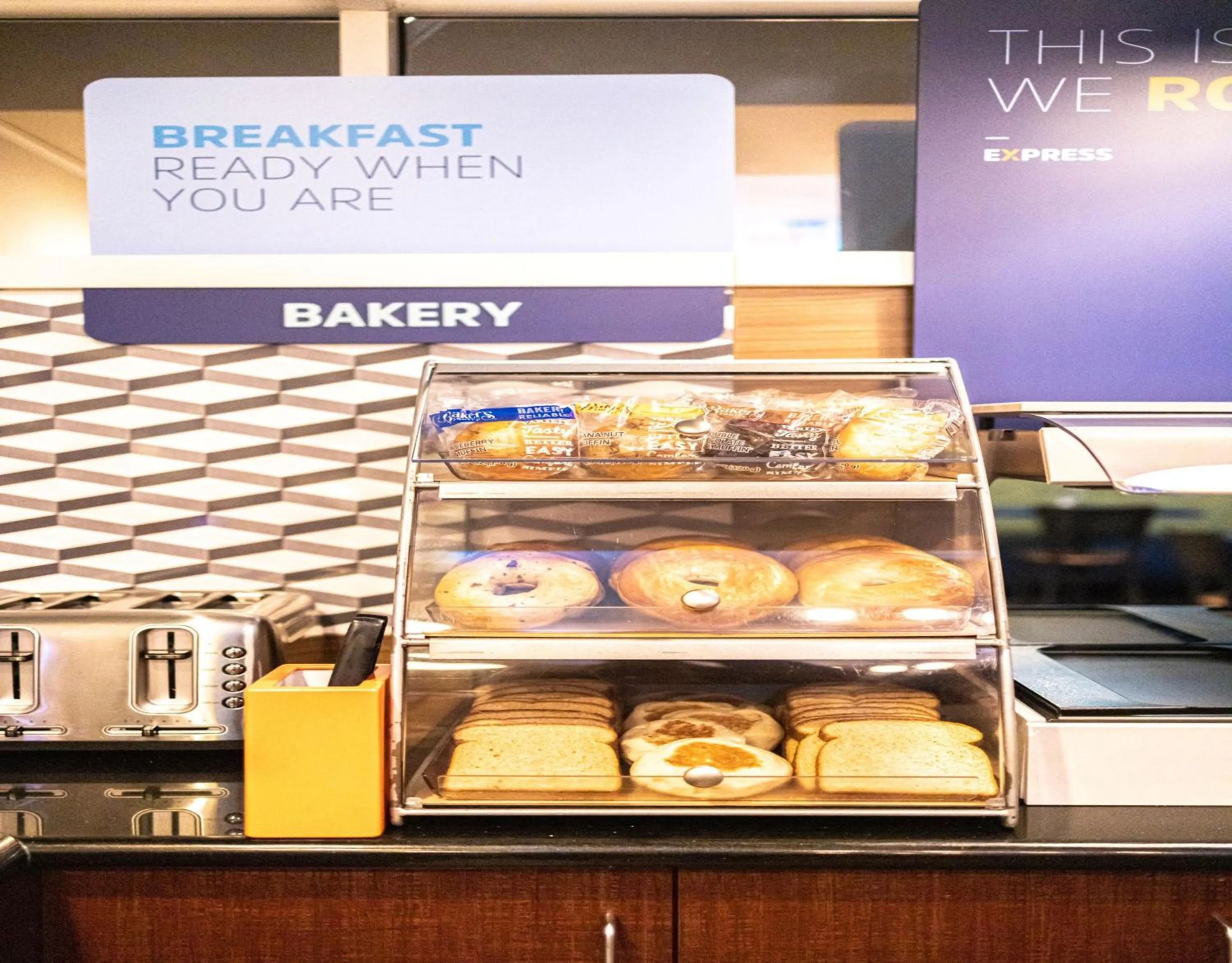 Breakfast in Holiday Inn Express Berkeley by IHG