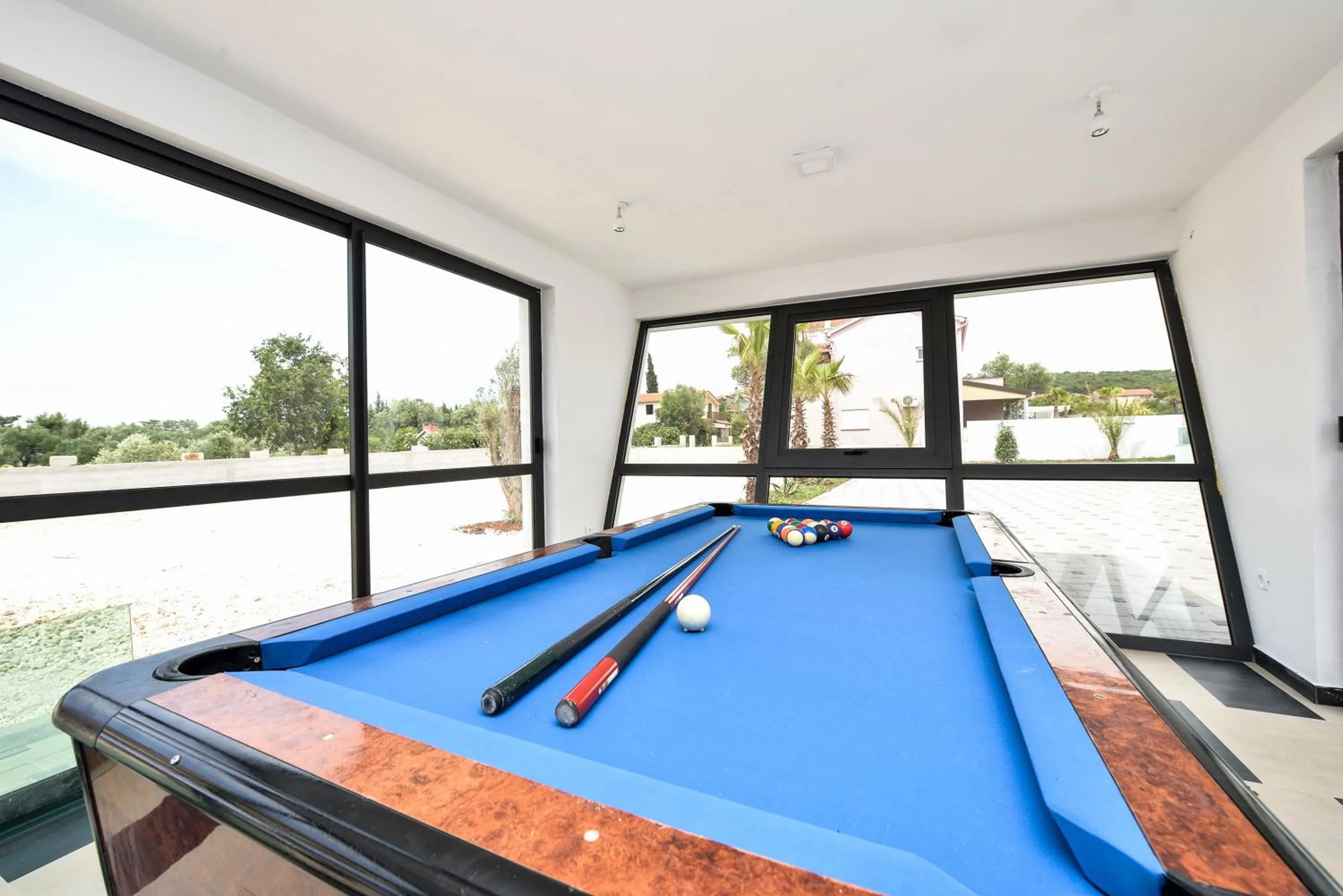 Billiard in Boutique Apartments Ad Astra