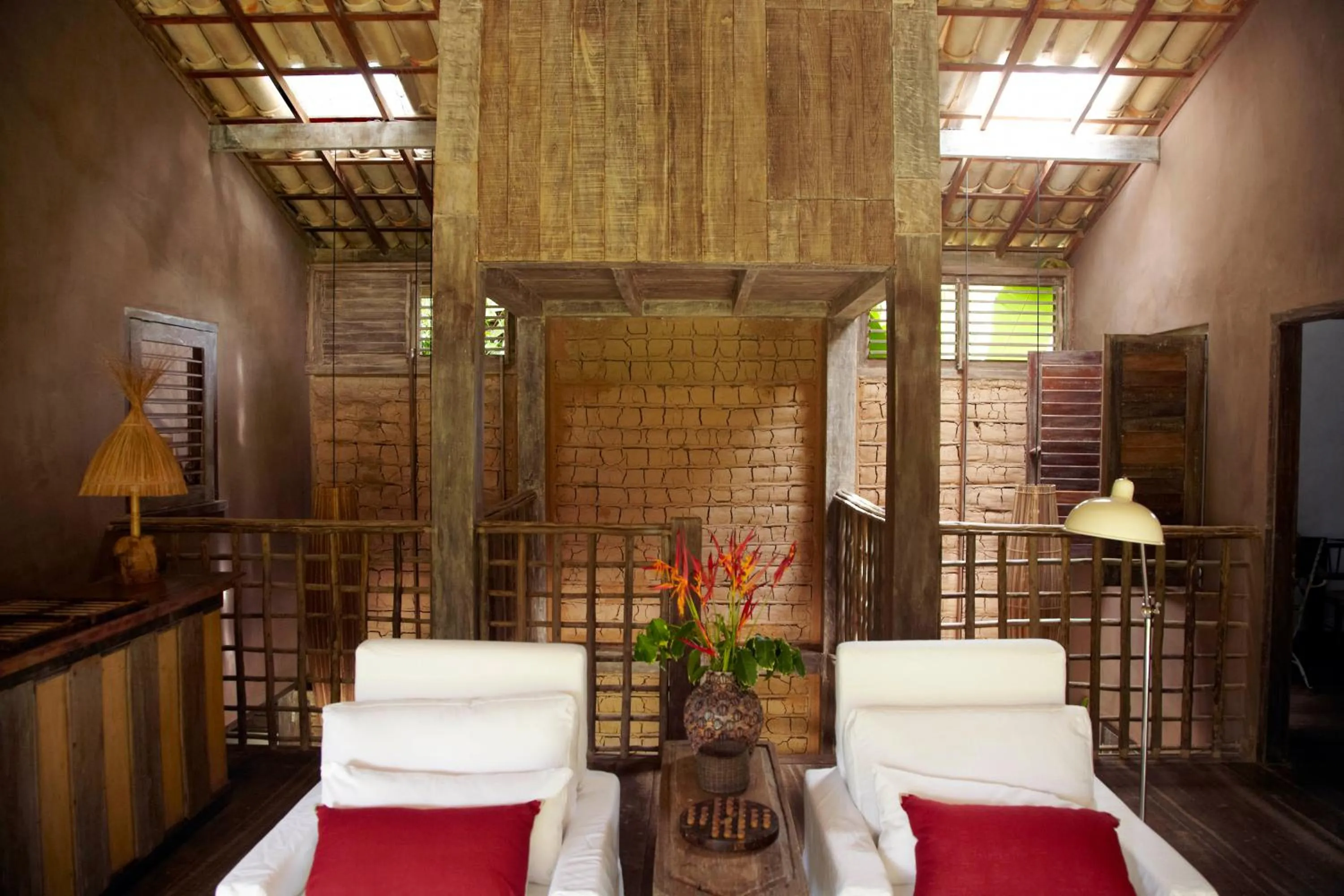 Property building, Bed in Casa Angatu