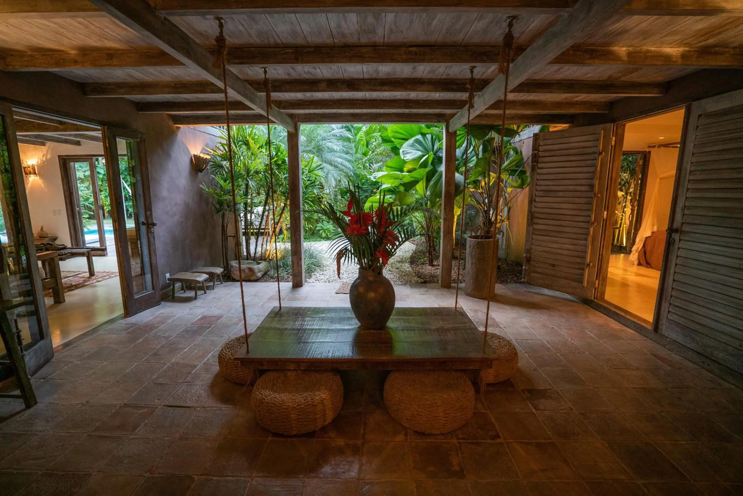 Facade/entrance in Casa Angatu