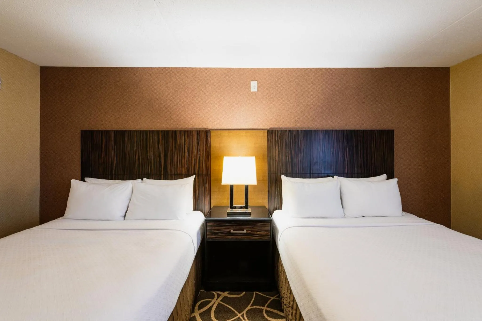 Photo of the whole room, Bed in Crowne Plaza Newark Airport by IHG