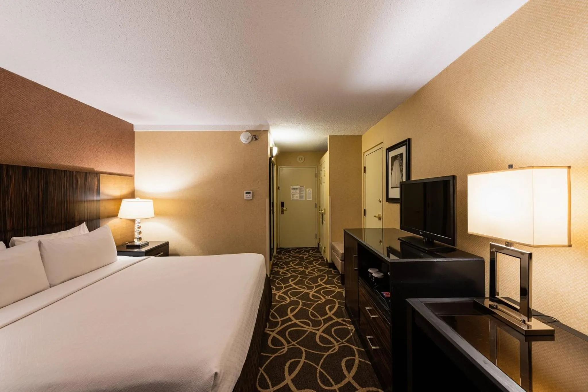 Photo of the whole room, Bed in Crowne Plaza Newark Airport by IHG