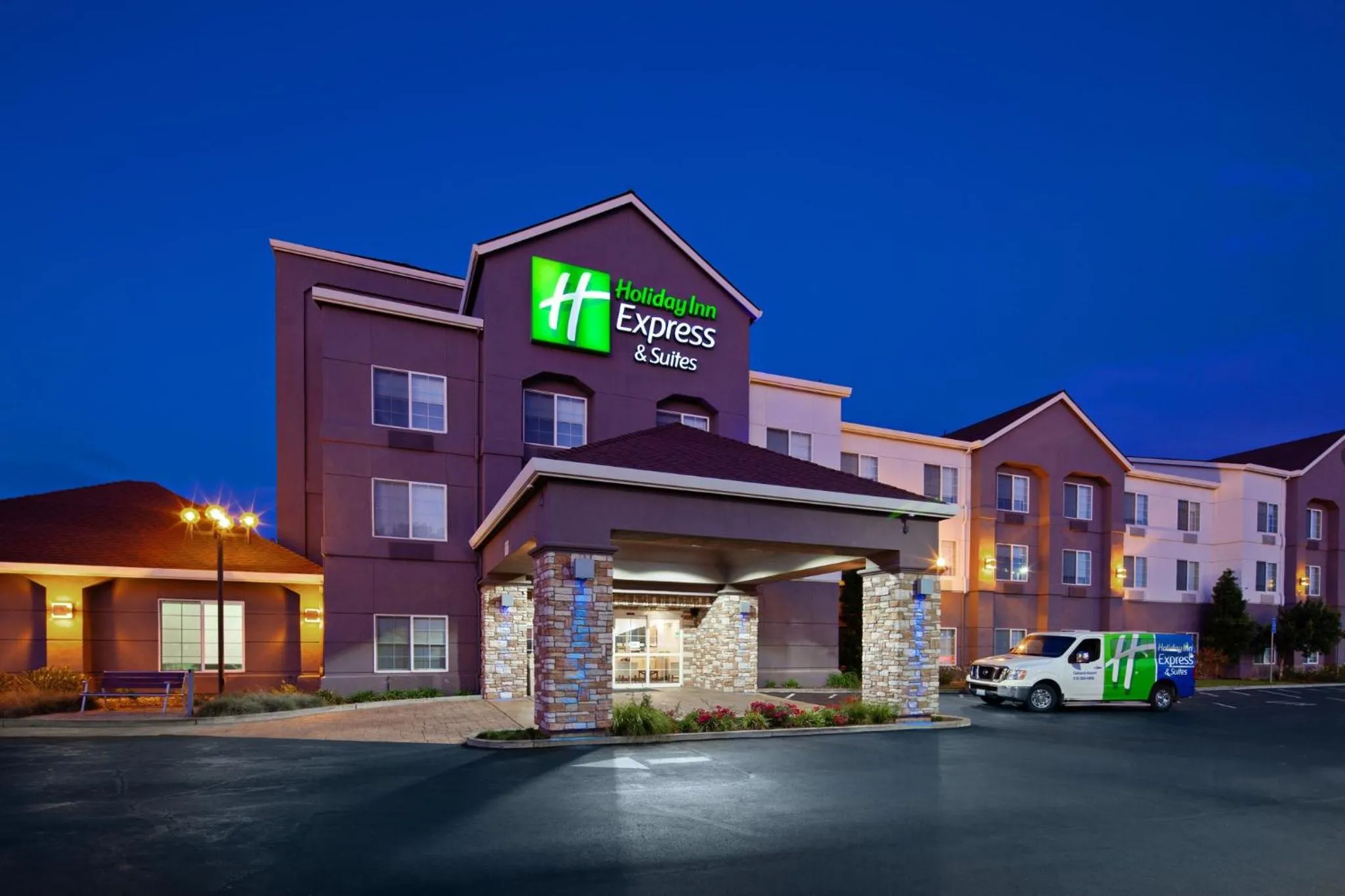 Property building in Holiday Inn Express & Suites Oakland - Airport by IHG