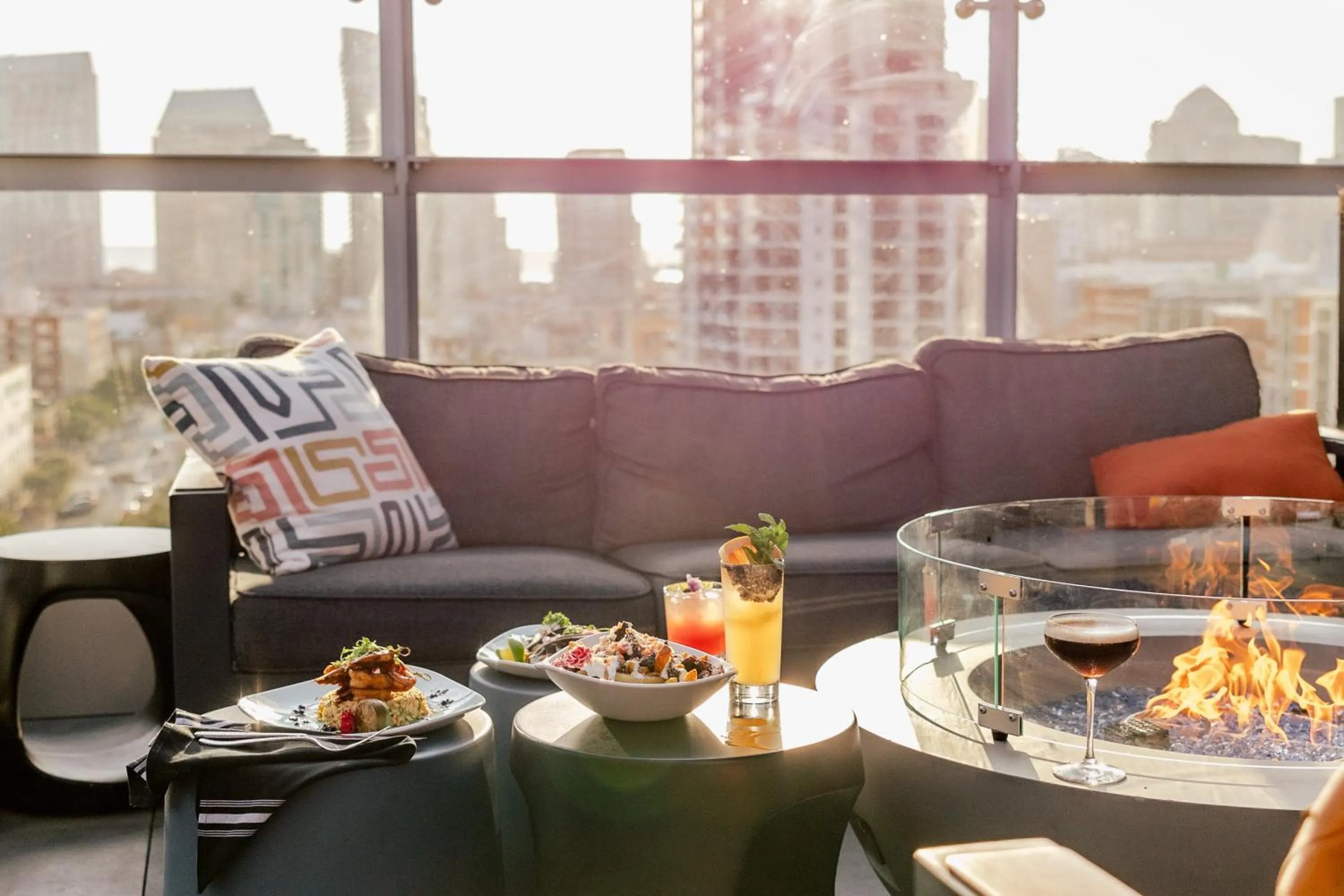 Restaurant/places to eat in Hotel Indigo San Diego - Gaslamp Quarter by IHG