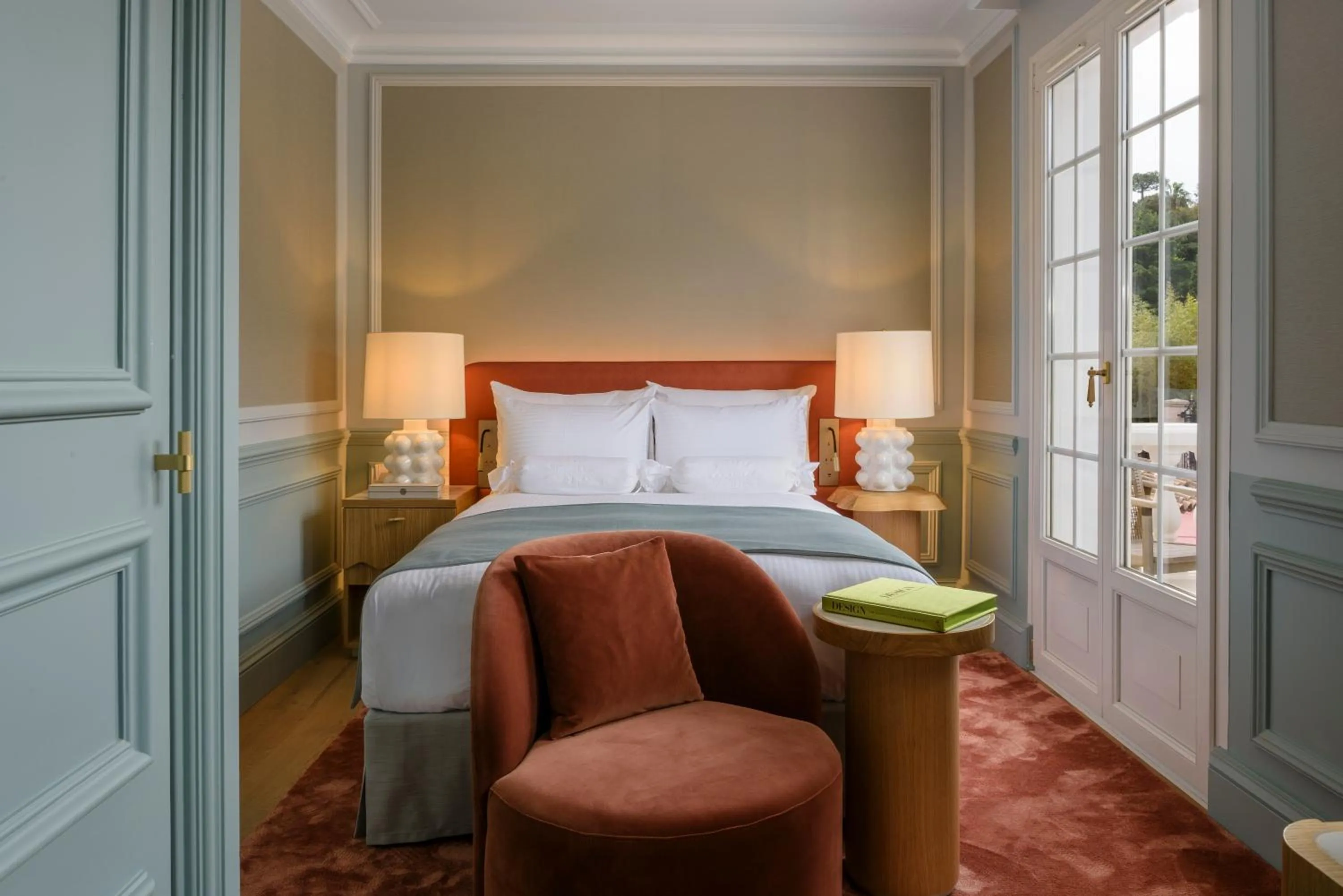 Bedroom, Bed in Althoff Hotel Villa Belrose