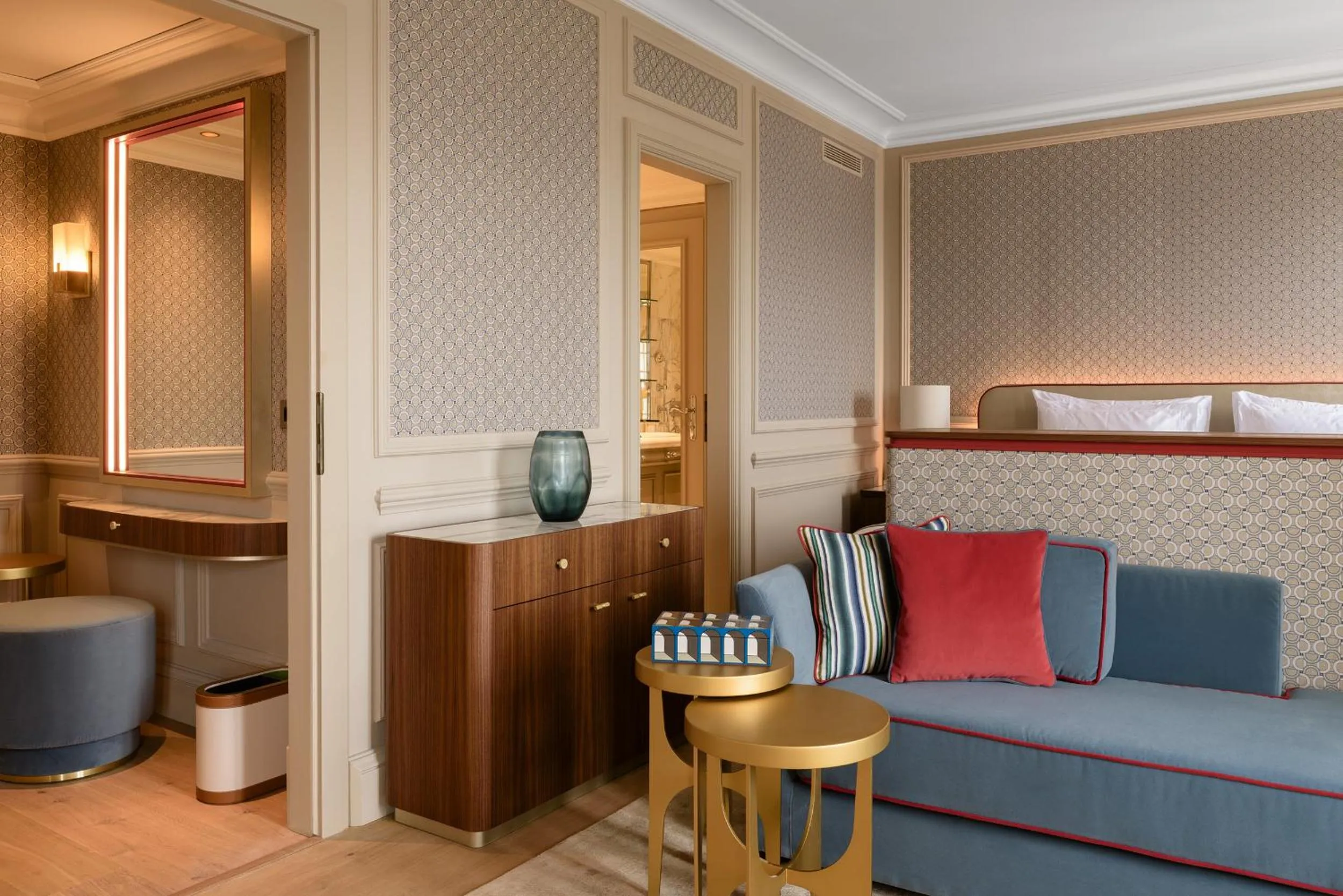 Bedroom in Althoff Hotel Villa Belrose