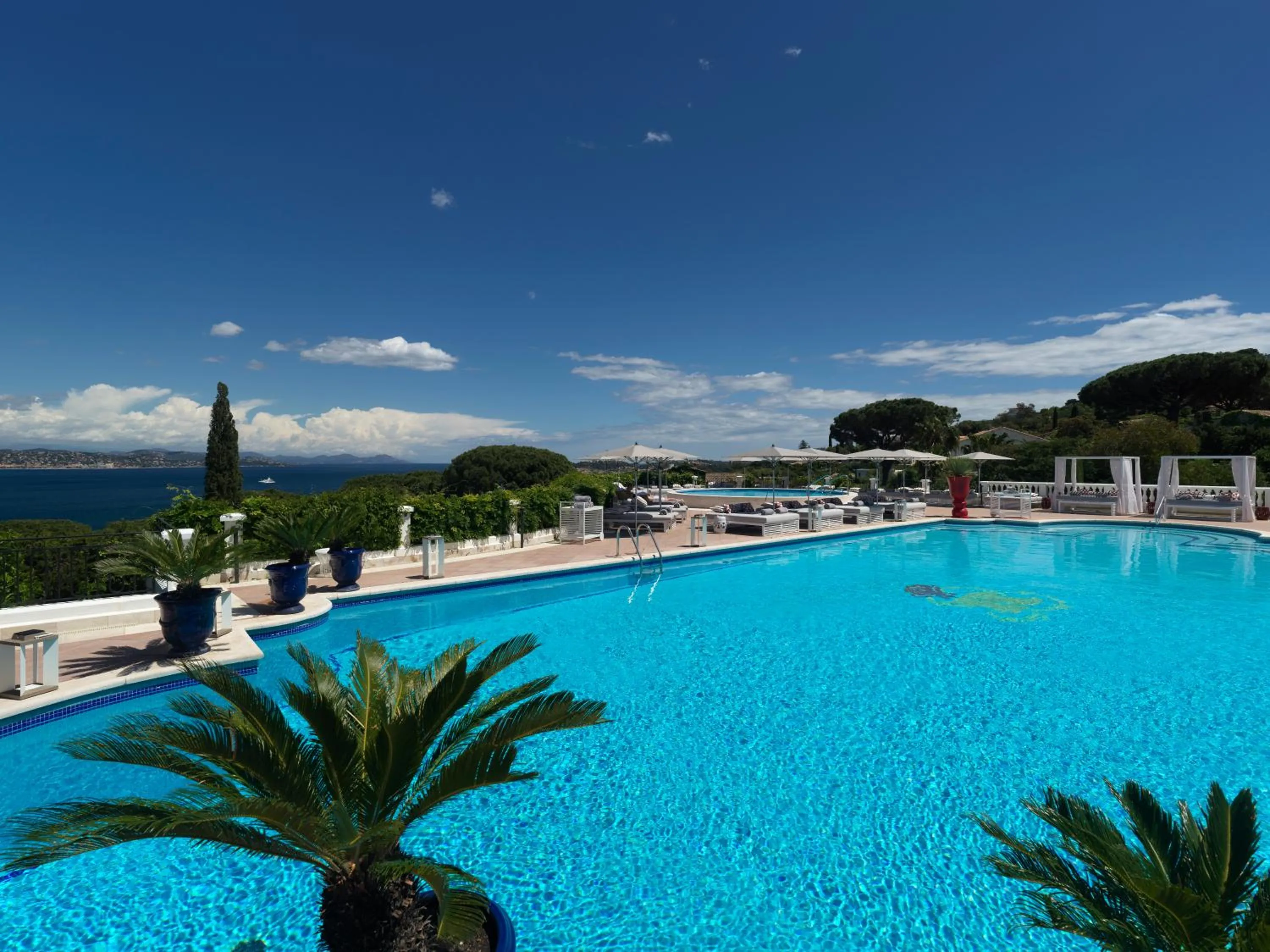 Pool view in Althoff Hotel Villa Belrose