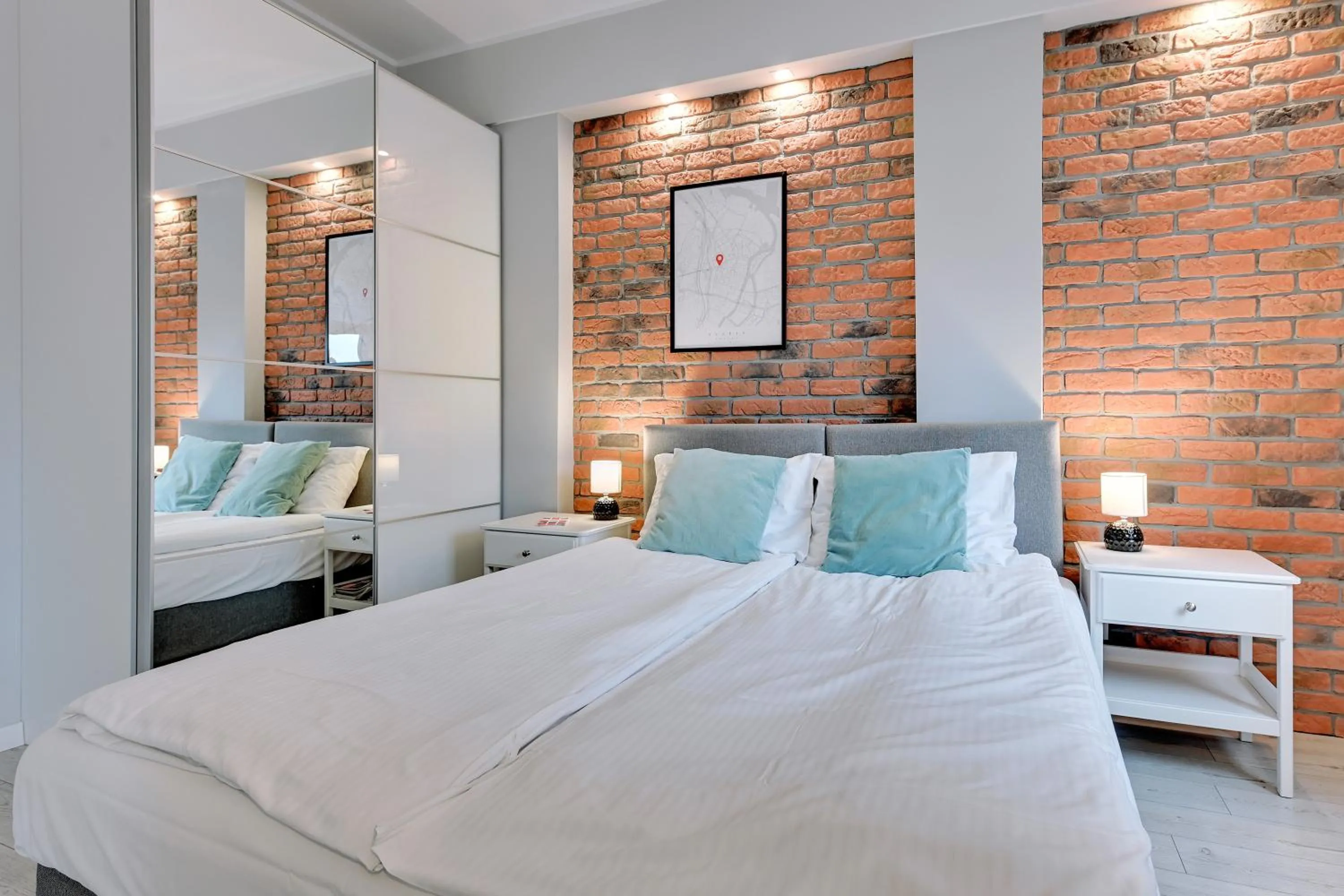 Bedroom, Bed in Comfort Apartments Old Town