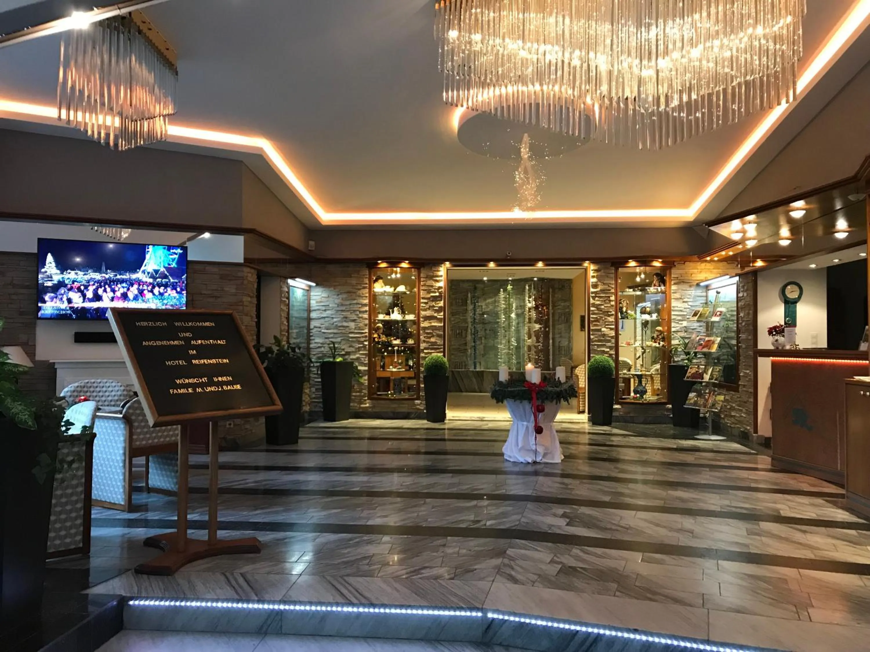 Lobby or reception in Hotel Reifenstein