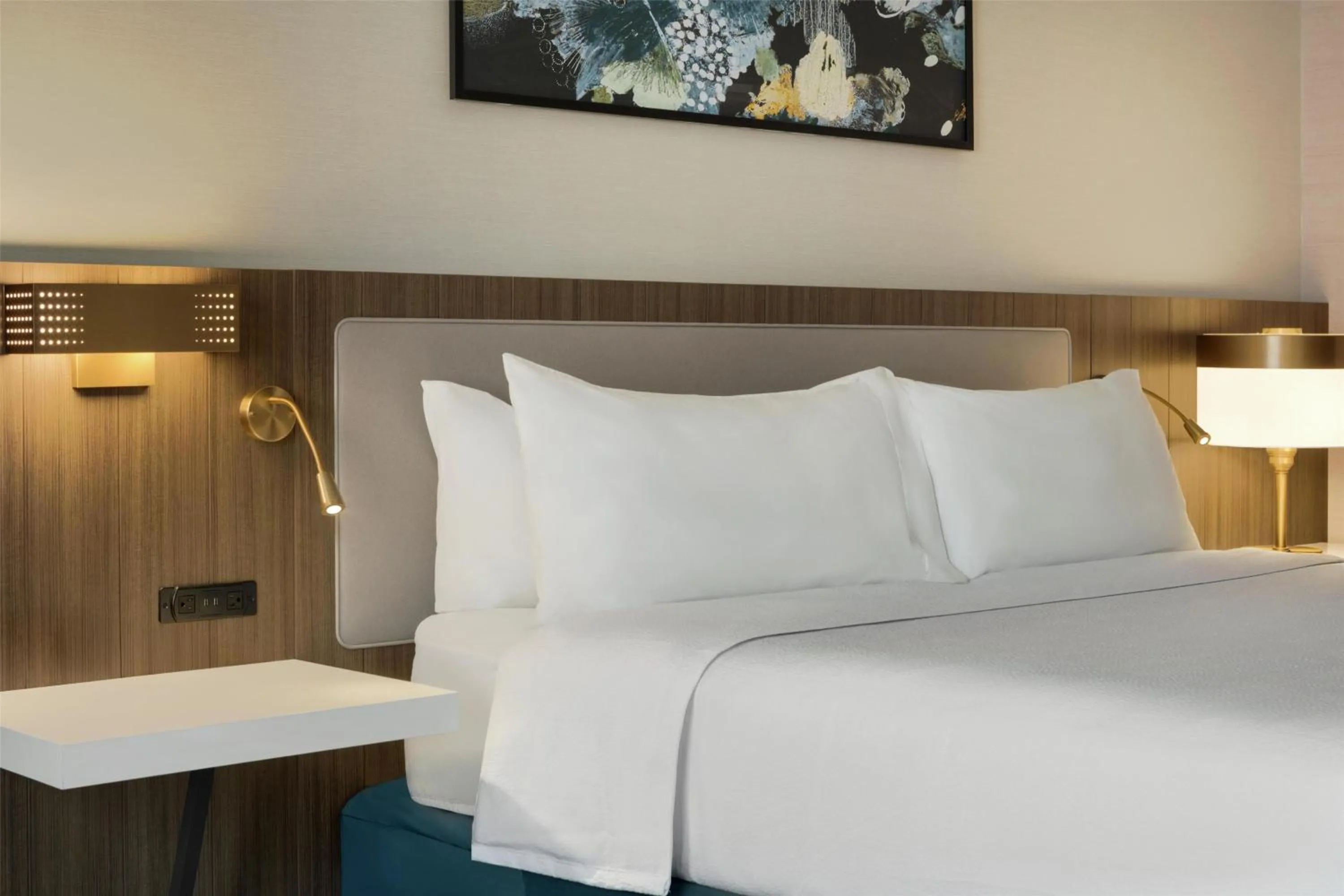 Bed in Hilton Garden Inn Riverhead