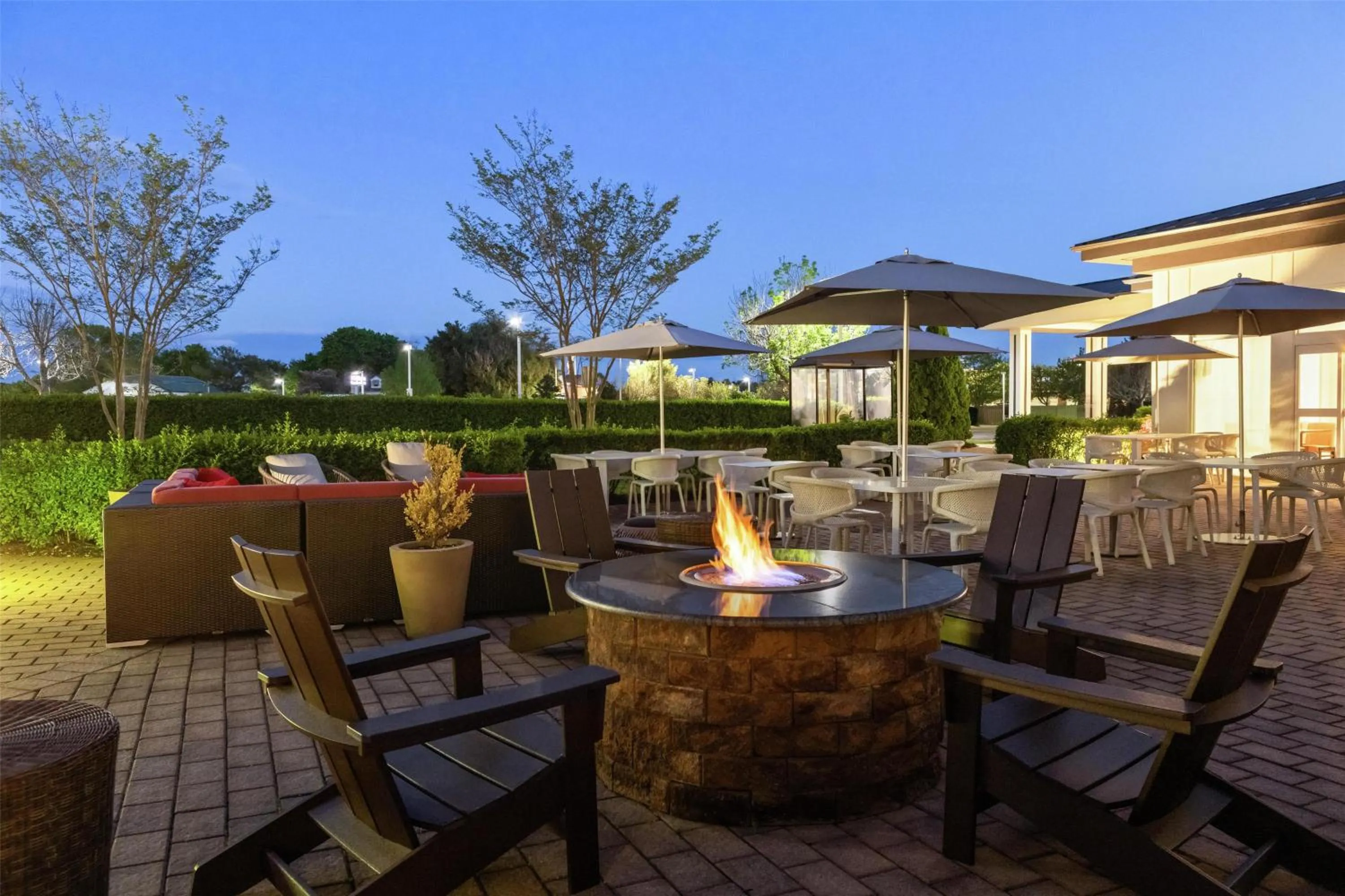 Patio in Hilton Garden Inn Riverhead