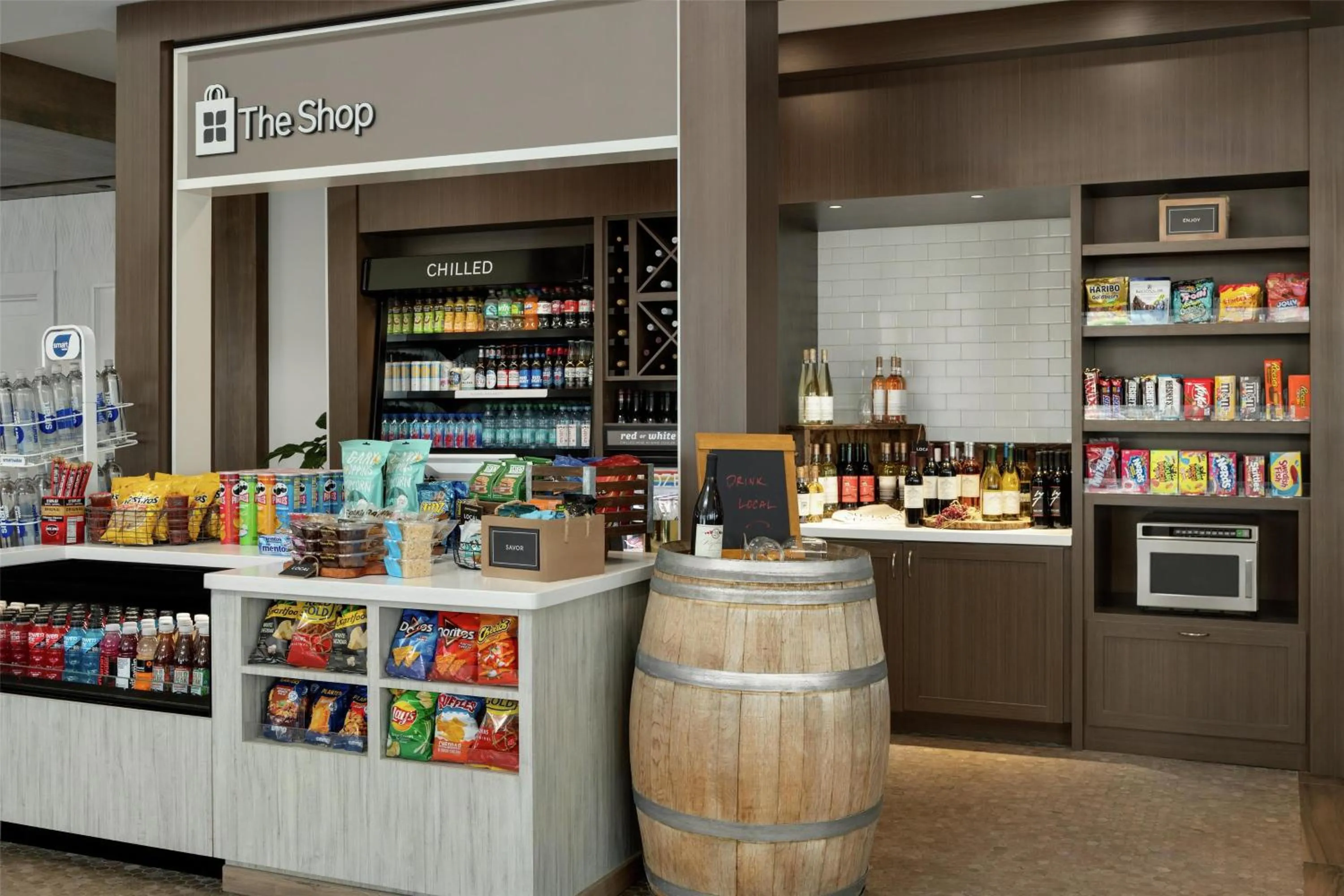 Restaurant/places to eat in Hilton Garden Inn Riverhead