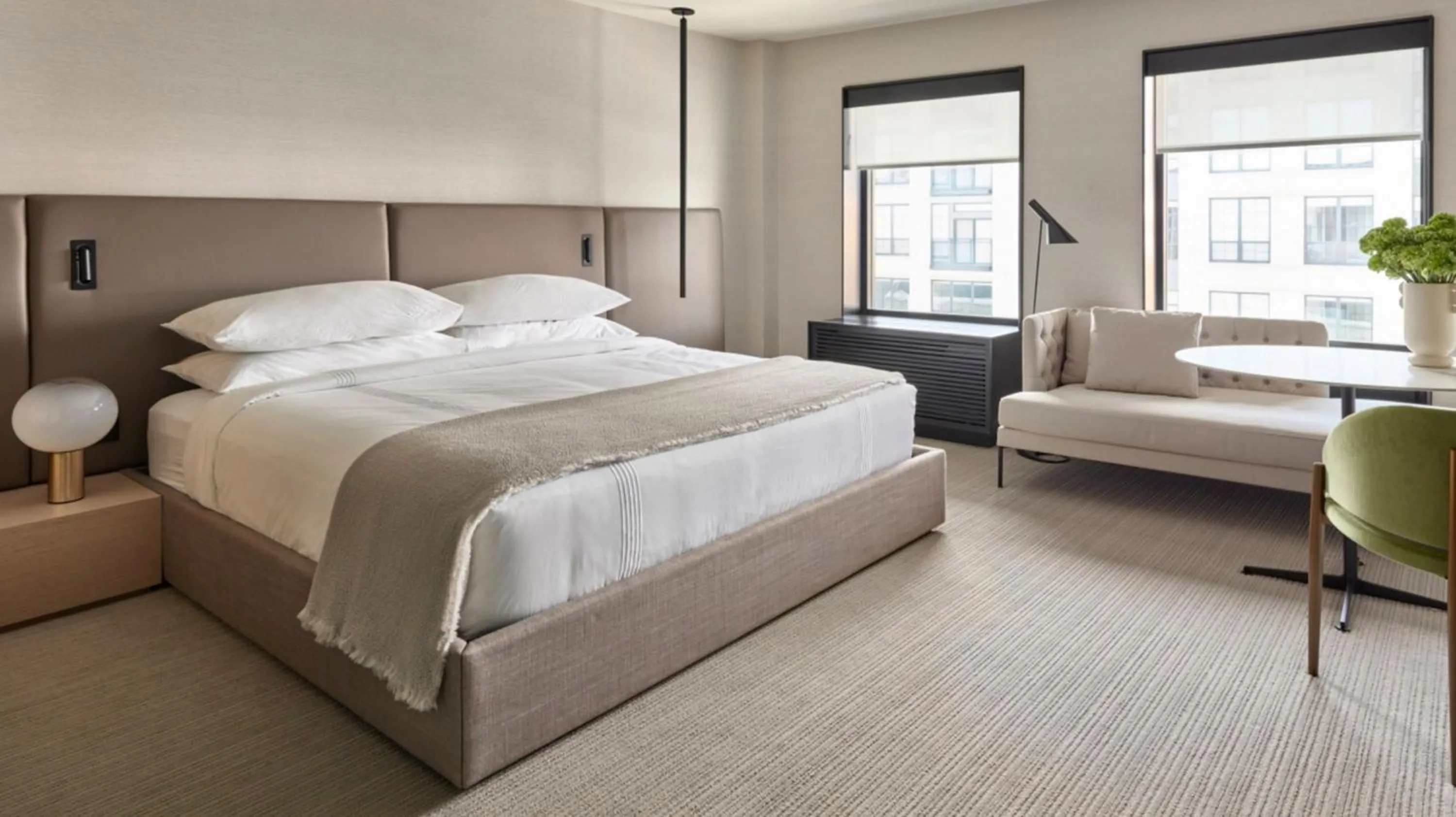 Bed in Hotel AKA Alexandria