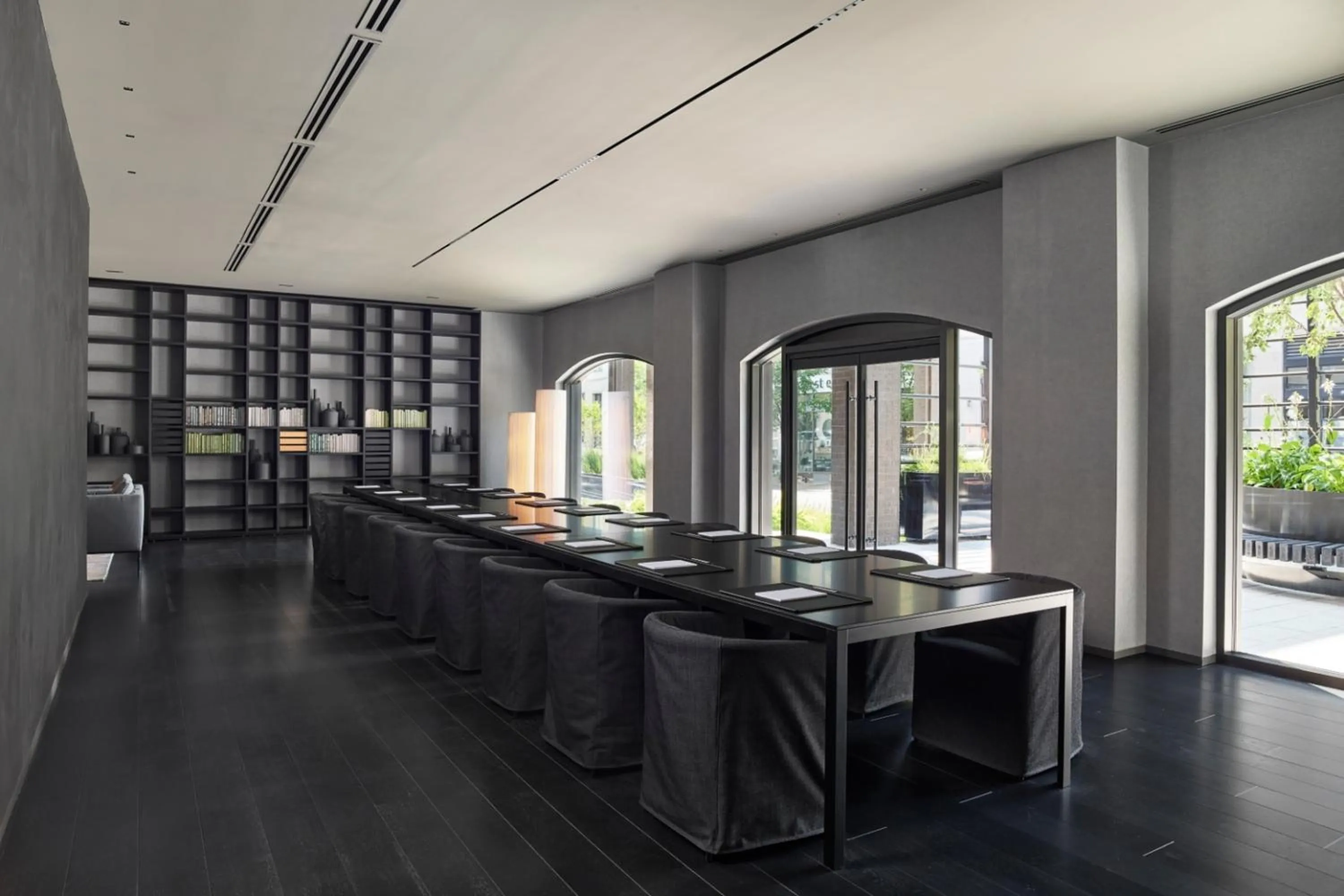 Meeting/conference room in Hotel AKA Alexandria