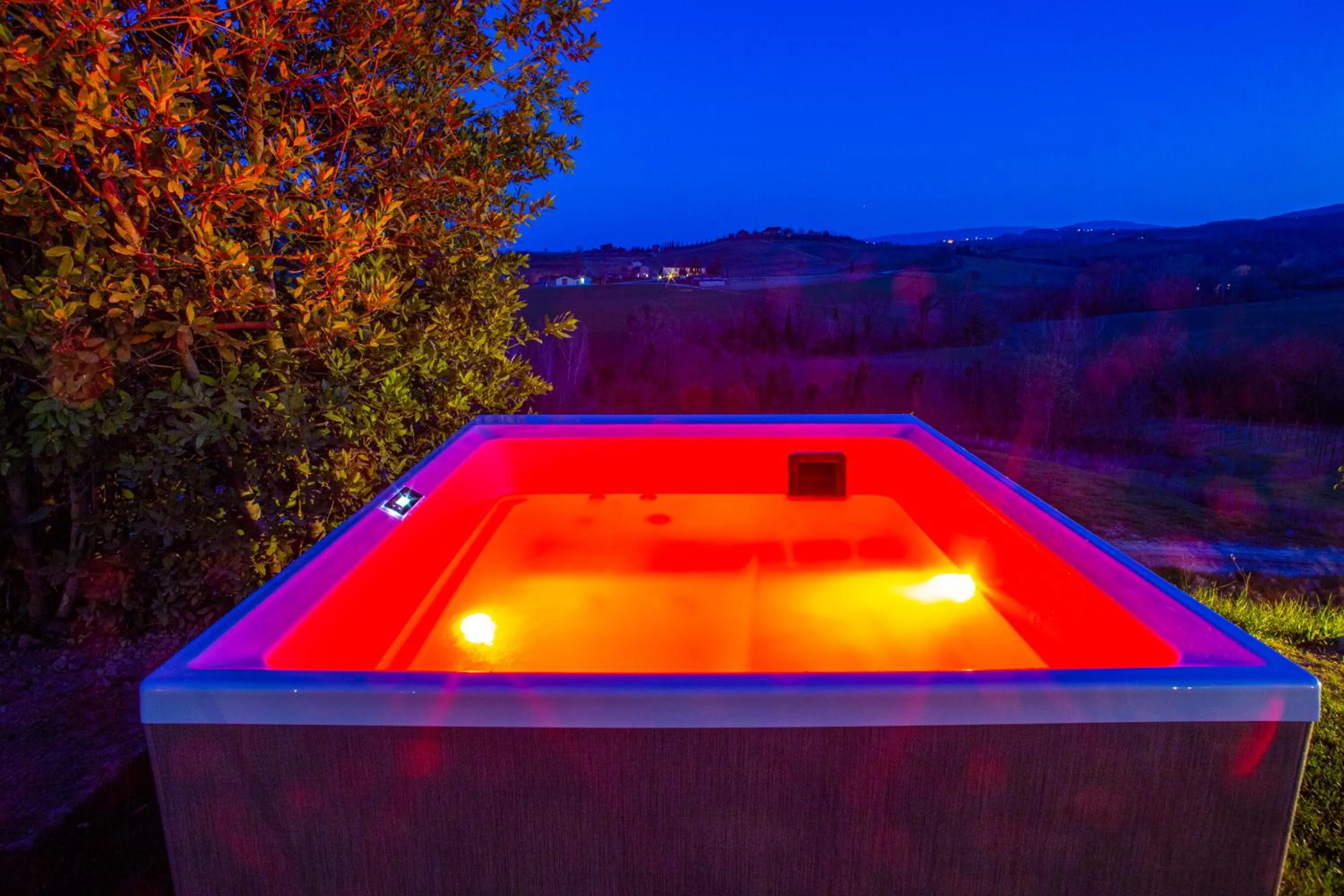 Hot Tub in Terra Antica - Resort, Winery & SPA
