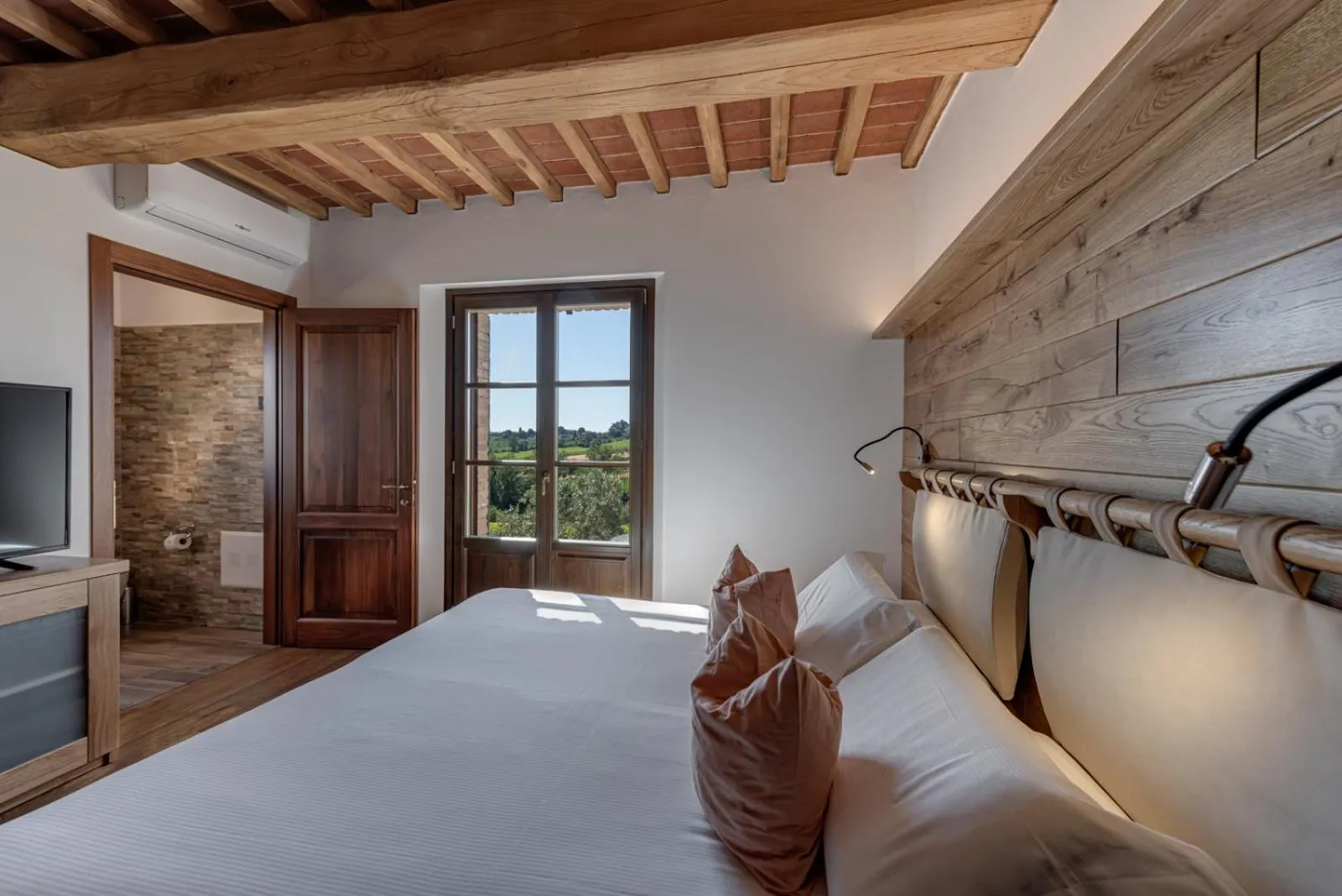 Bed in Terra Antica - Resort, Winery & SPA