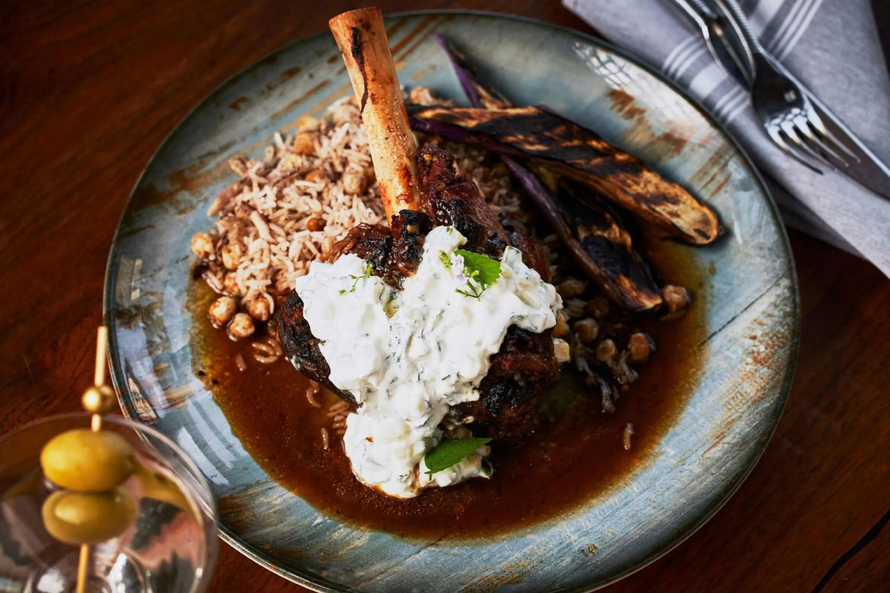 Restaurant/places to eat in The Union Station Nashville Yards, Autograph Collection