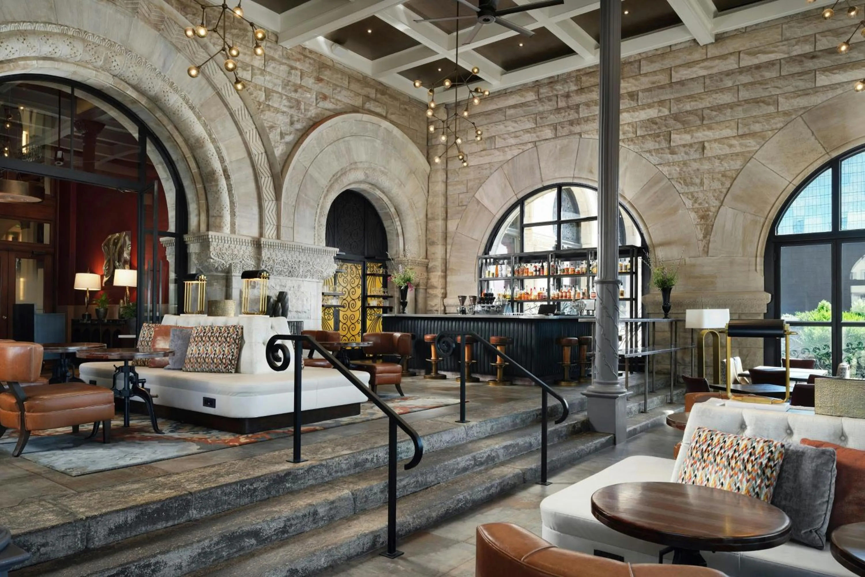 Restaurant/places to eat in The Union Station Nashville Yards, Autograph Collection