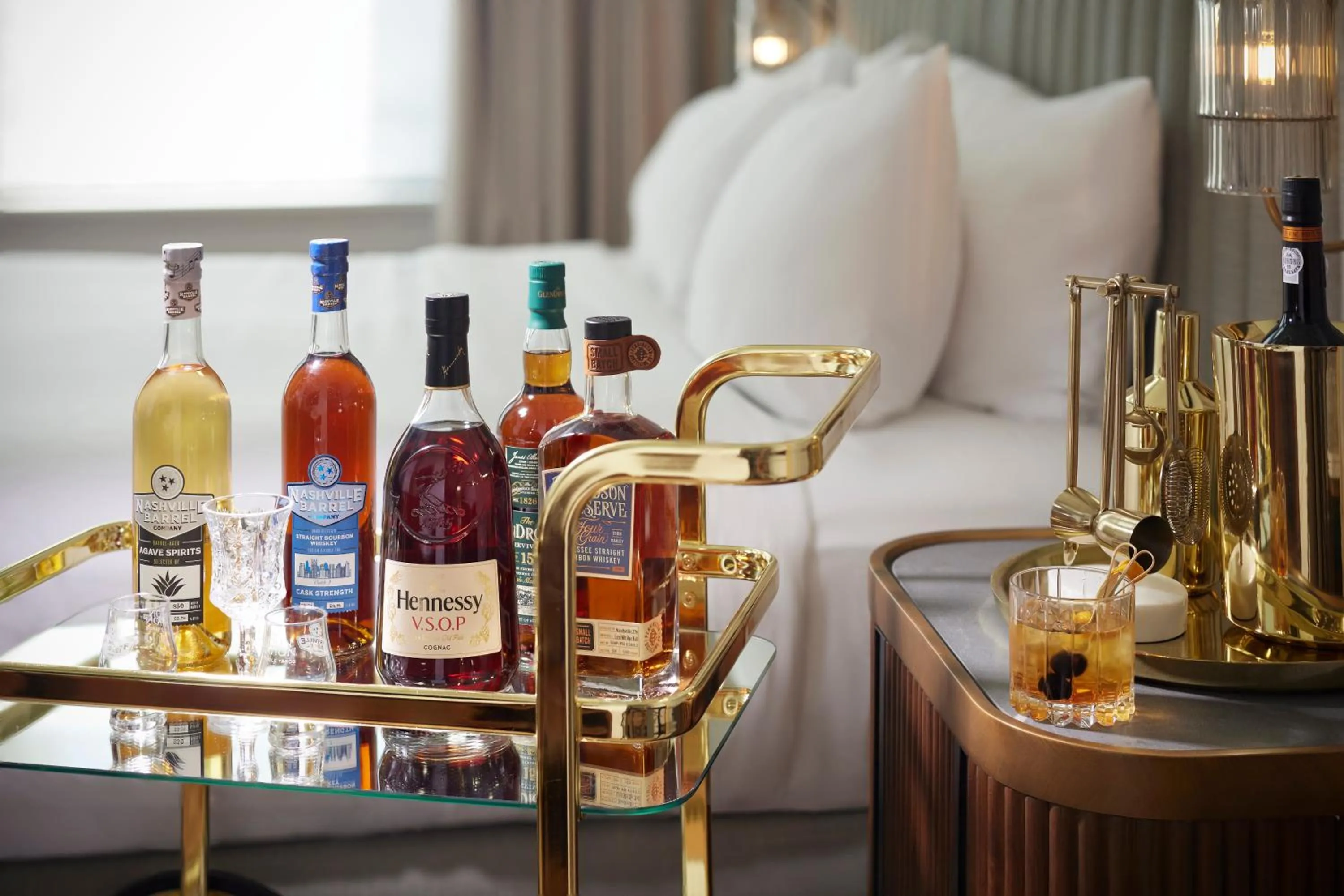 Drinks in The Union Station Nashville Yards, Autograph Collection