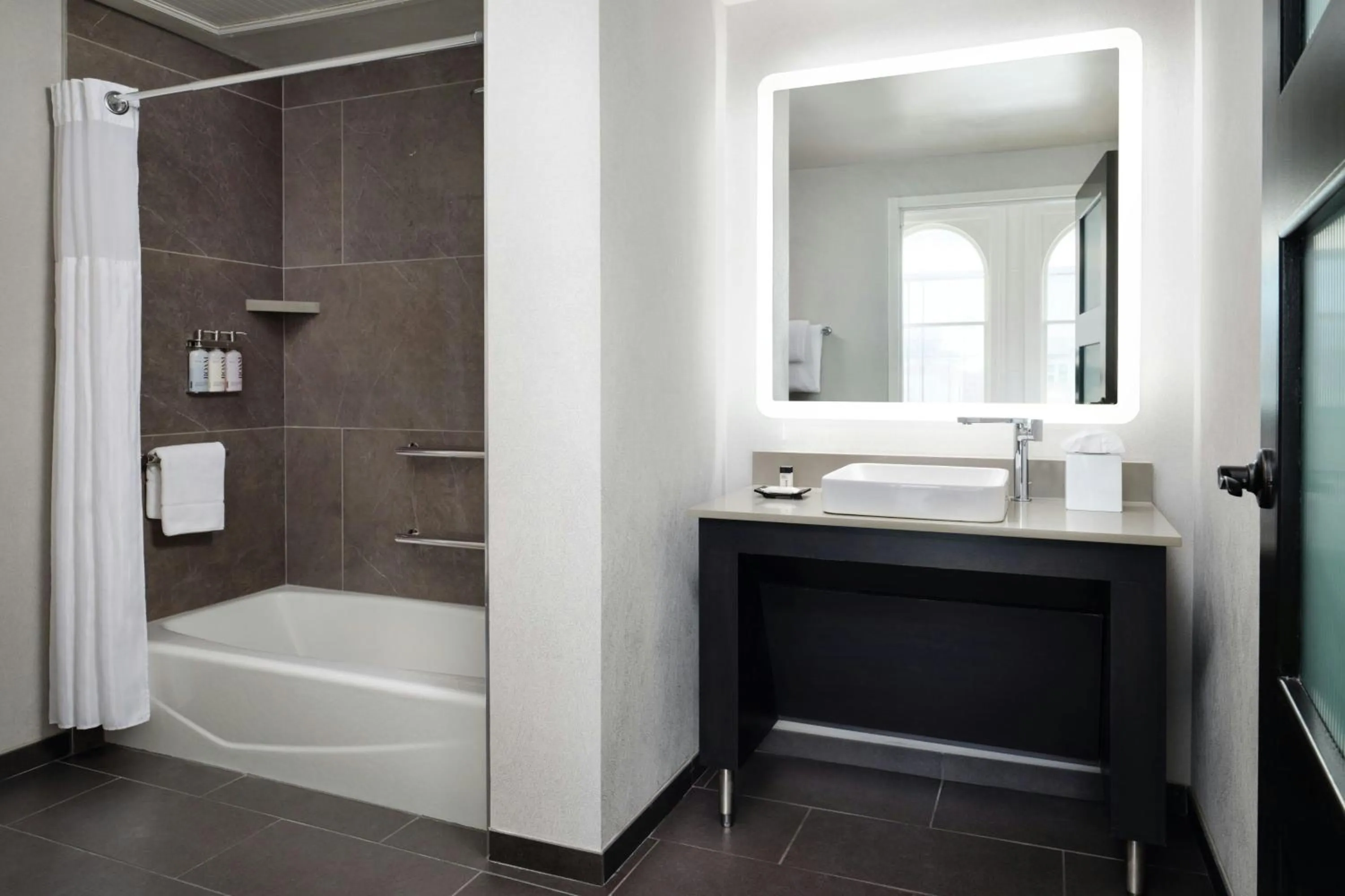 Bathroom in The Union Station Nashville Yards, Autograph Collection