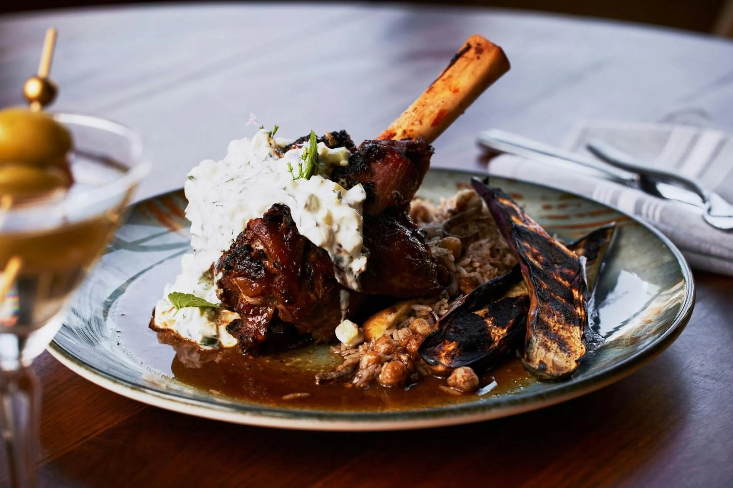 Restaurant/places to eat in The Union Station Nashville Yards, Autograph Collection