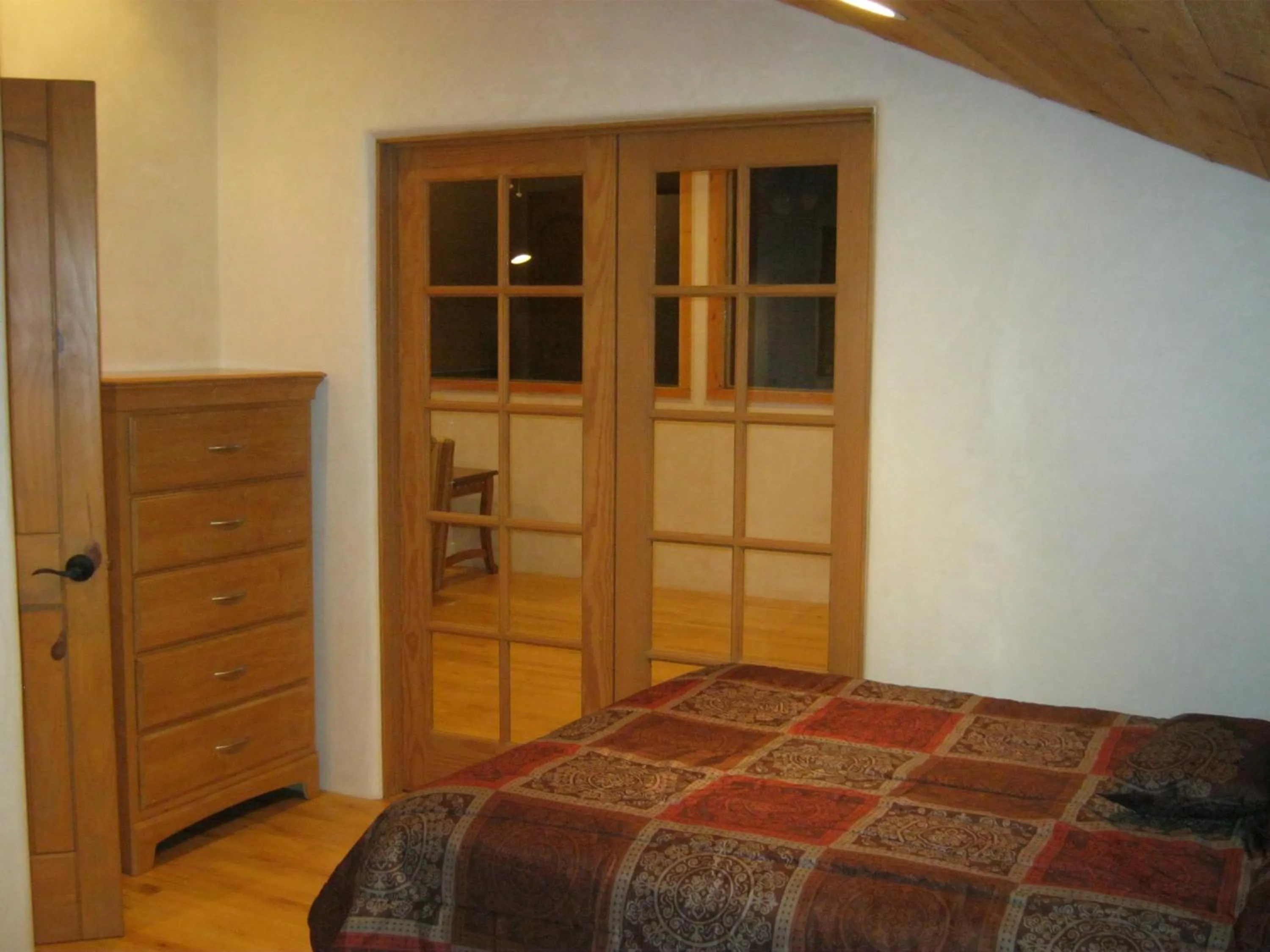 Photo of the whole room, Bed in Shady Brook Inn Village/Resort