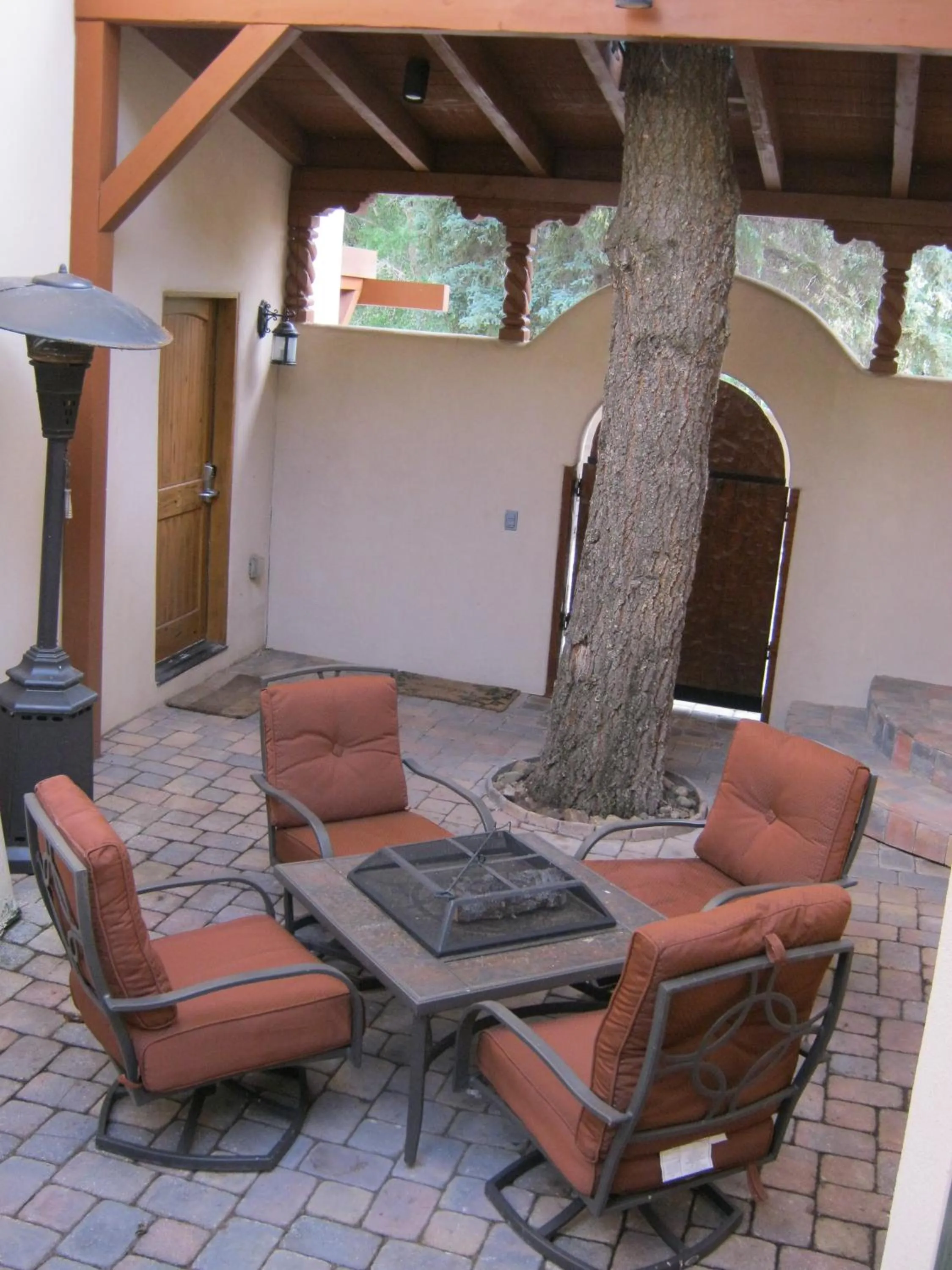 Patio in Shady Brook Inn Village/Resort