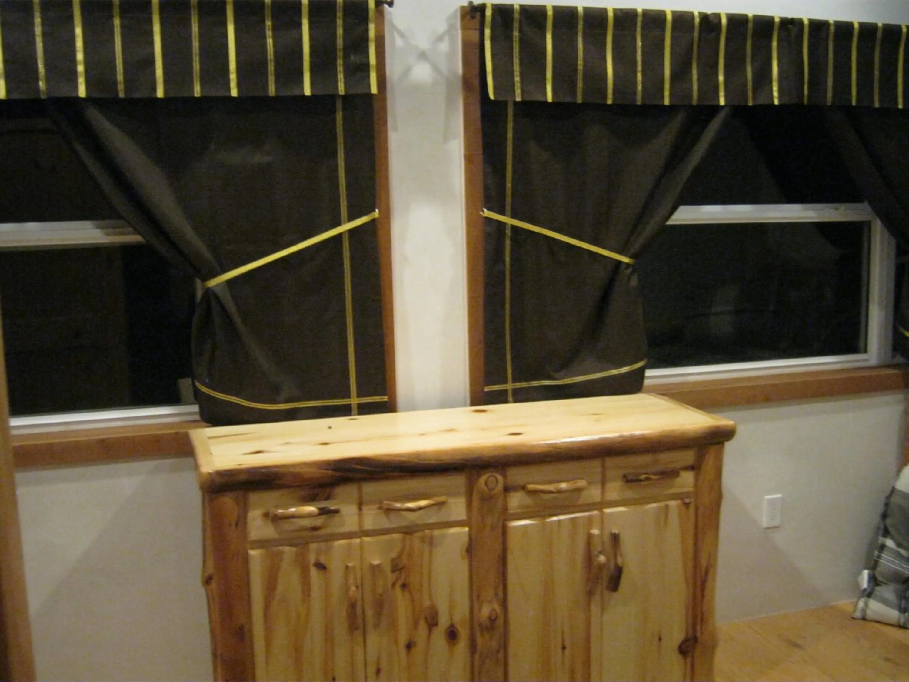 Bedroom in Shady Brook Inn Village/Resort