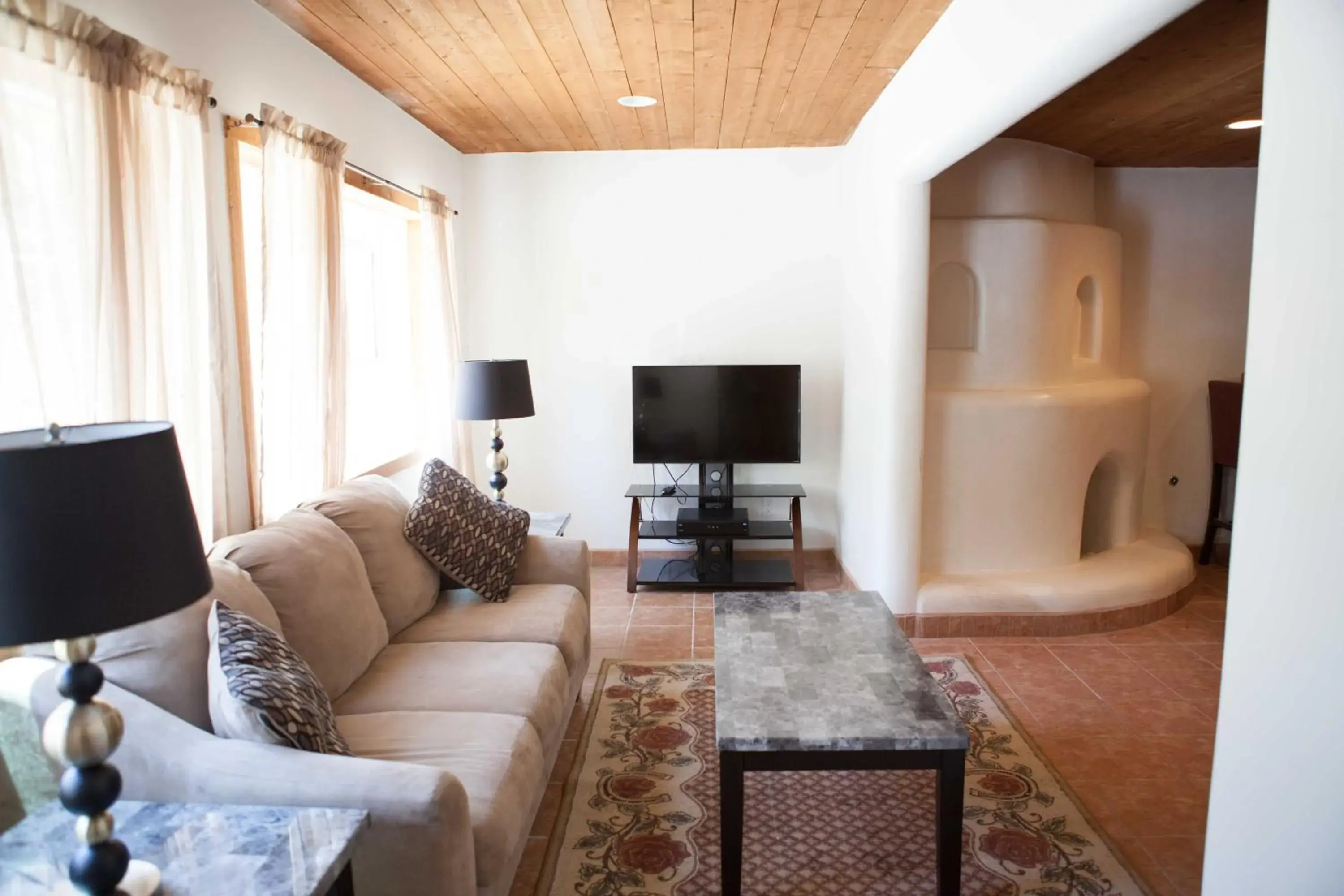 Luxury Aspen Townhome Suite - Two Bed/1.5 Bath Townhouse in Shady Brook Inn Village/Resort Luxury Aspen Townhome Suite - Two Bed/1.5 Bath Townhouse in Shady Brook Inn Village/Resort