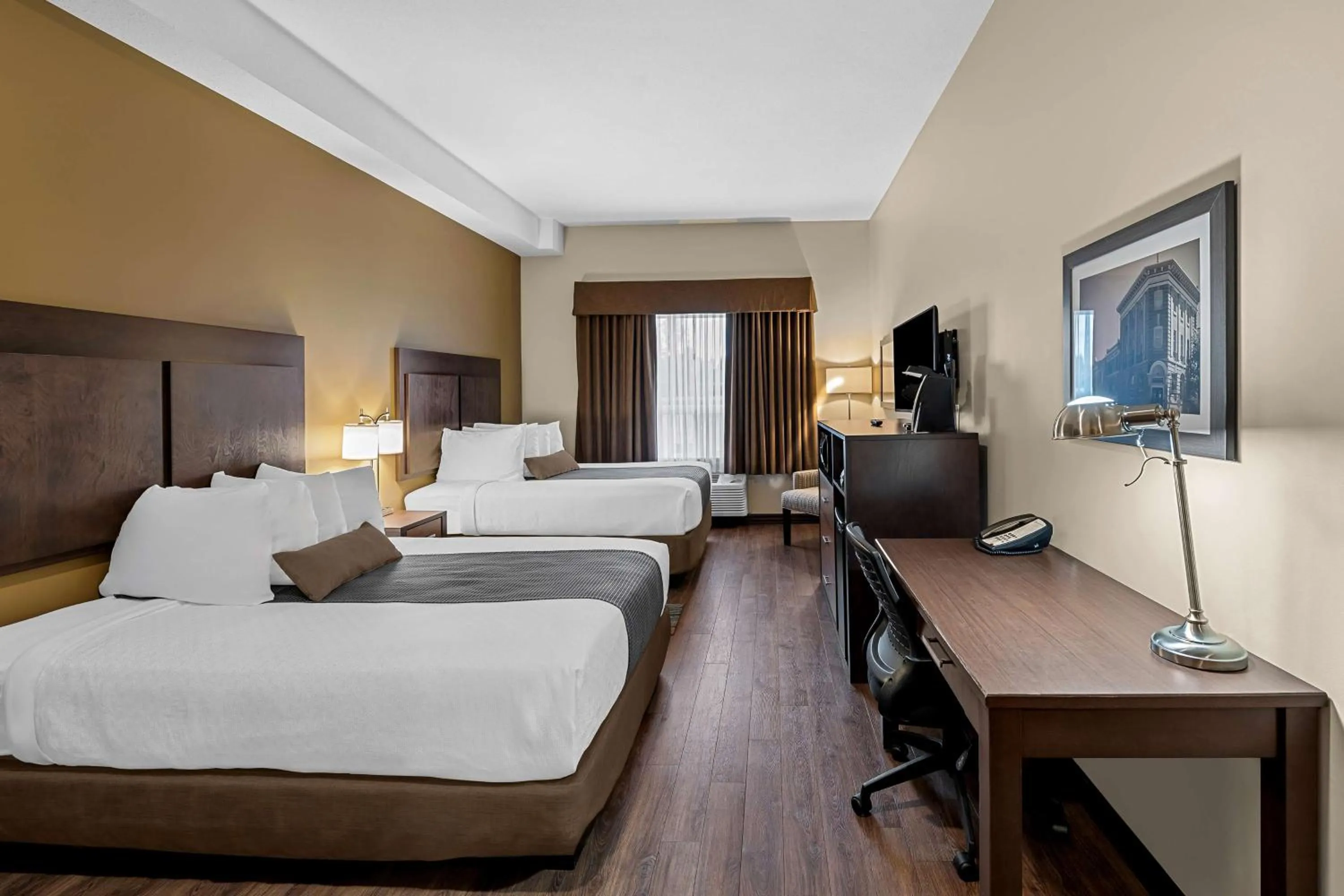 Bedroom, Bed in Best Western Plus Lacombe Inn and Suites